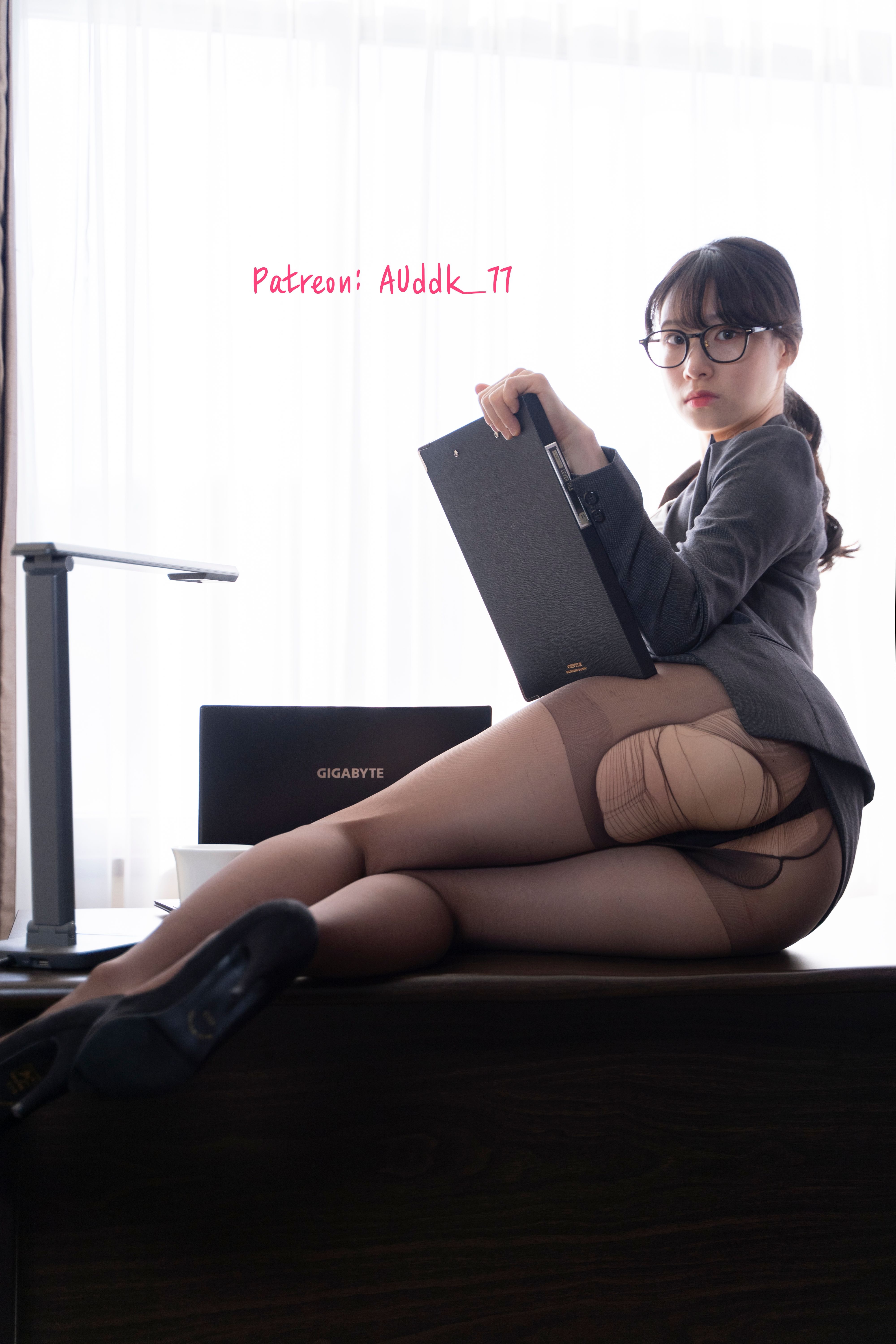 [PATREON] Auddk_77 - Pleasures in Office