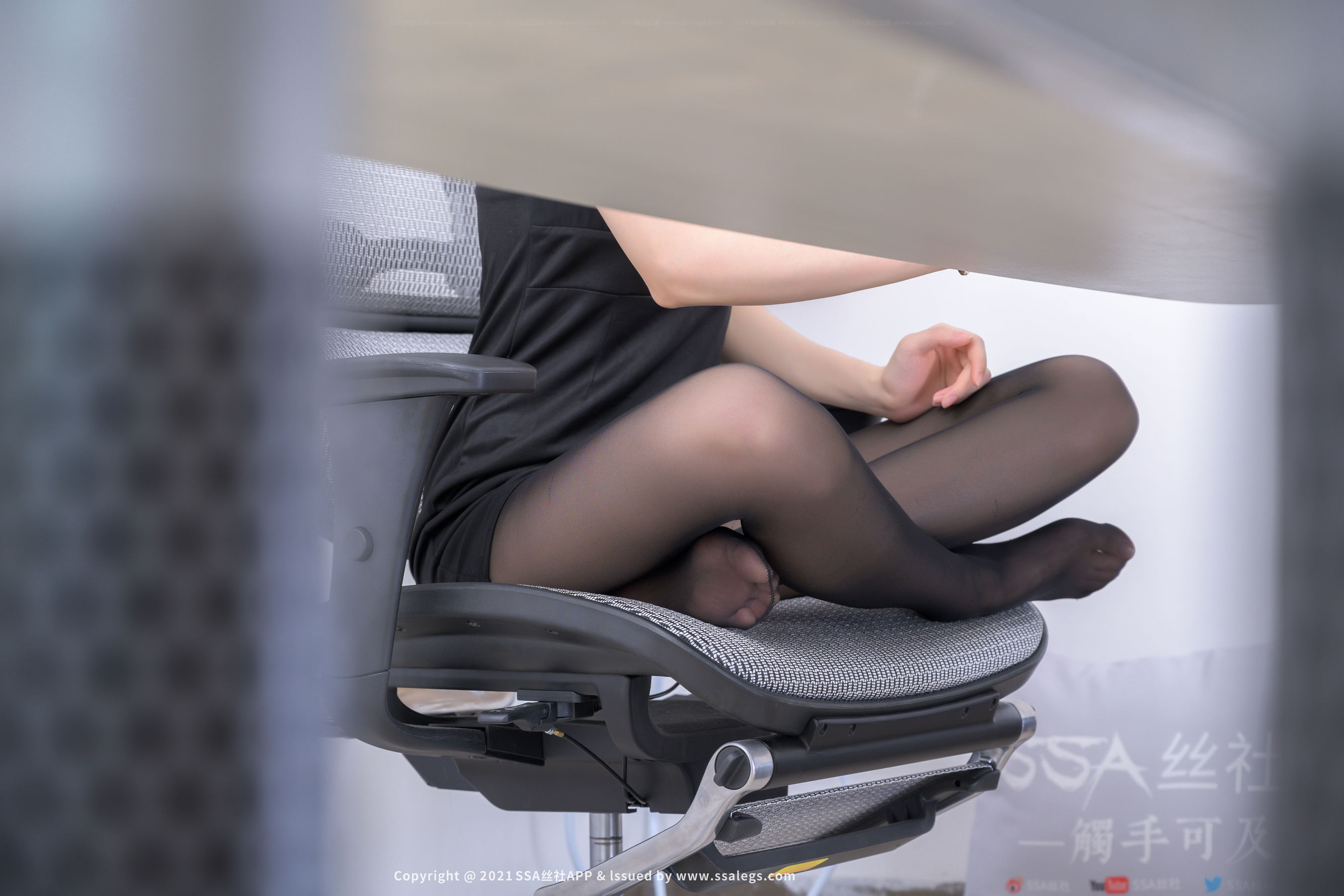 [SSA丝社]超清写真 No.781 模特 晶晶 的黑丝袜美脚（下）