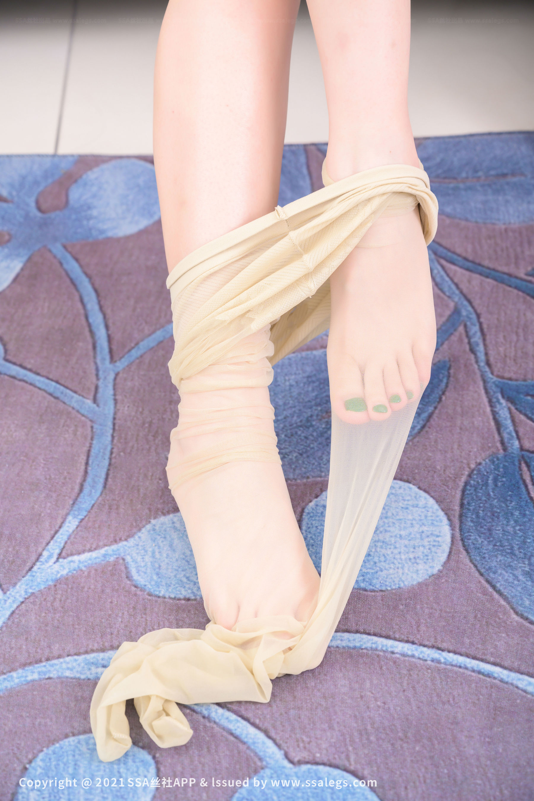 [SSA丝社]超清写真 No.783 模特 小鹿 的肉色丝袜美足（下）