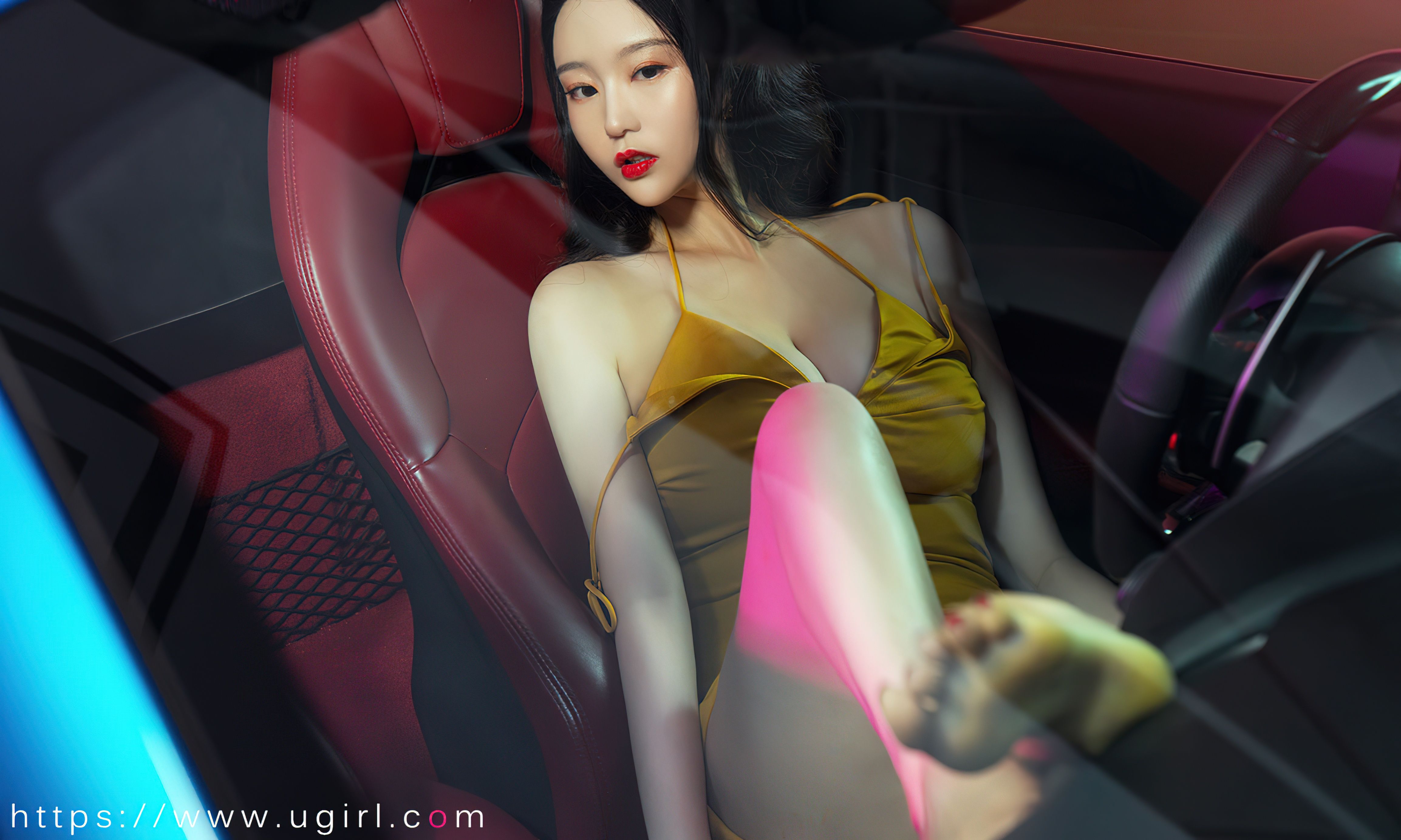 [Ugirls]爱尤物 No.2651 完美邂逅 钟晴