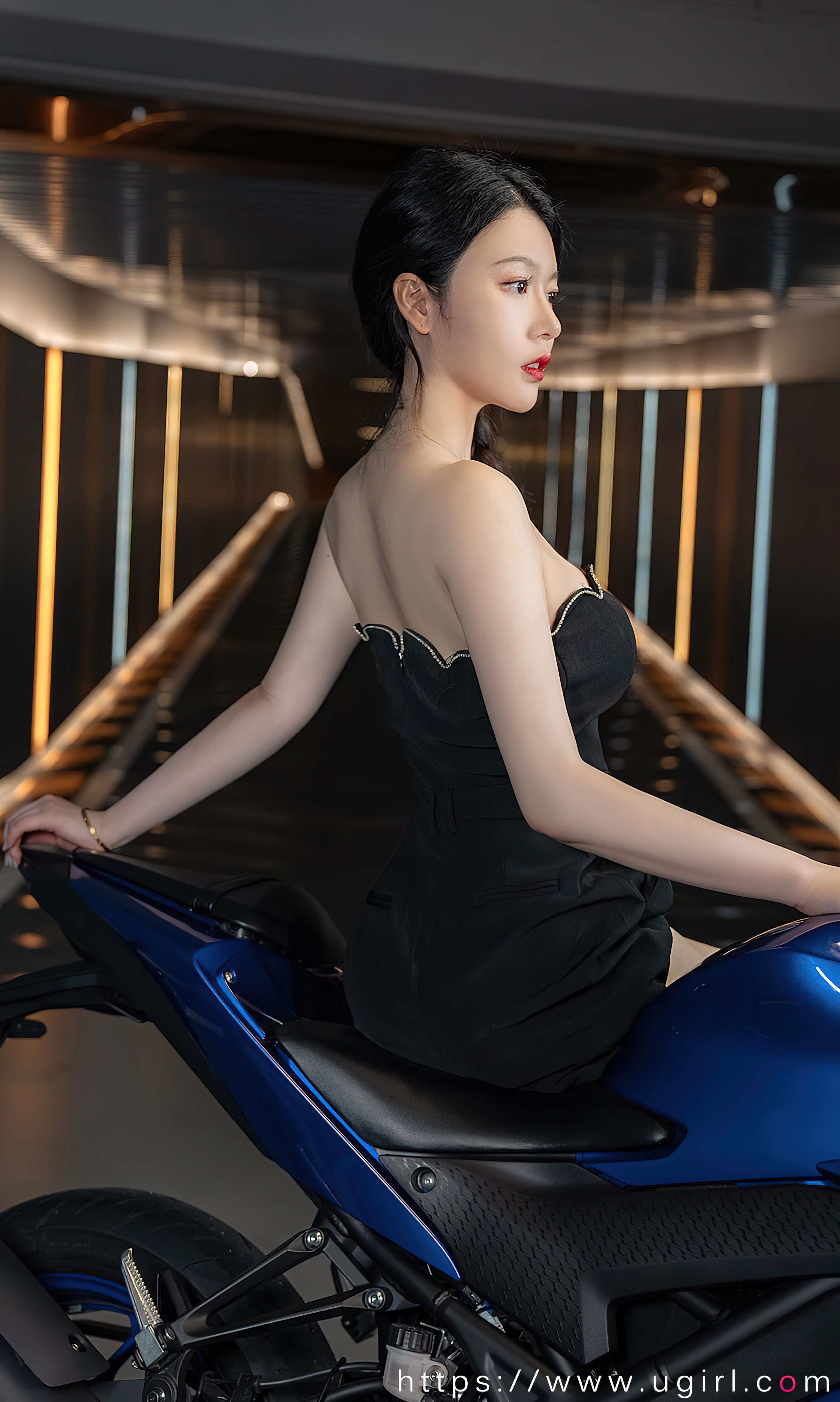 [Ugirls]爱尤物 No.2661 想牵你的手 钟晴
