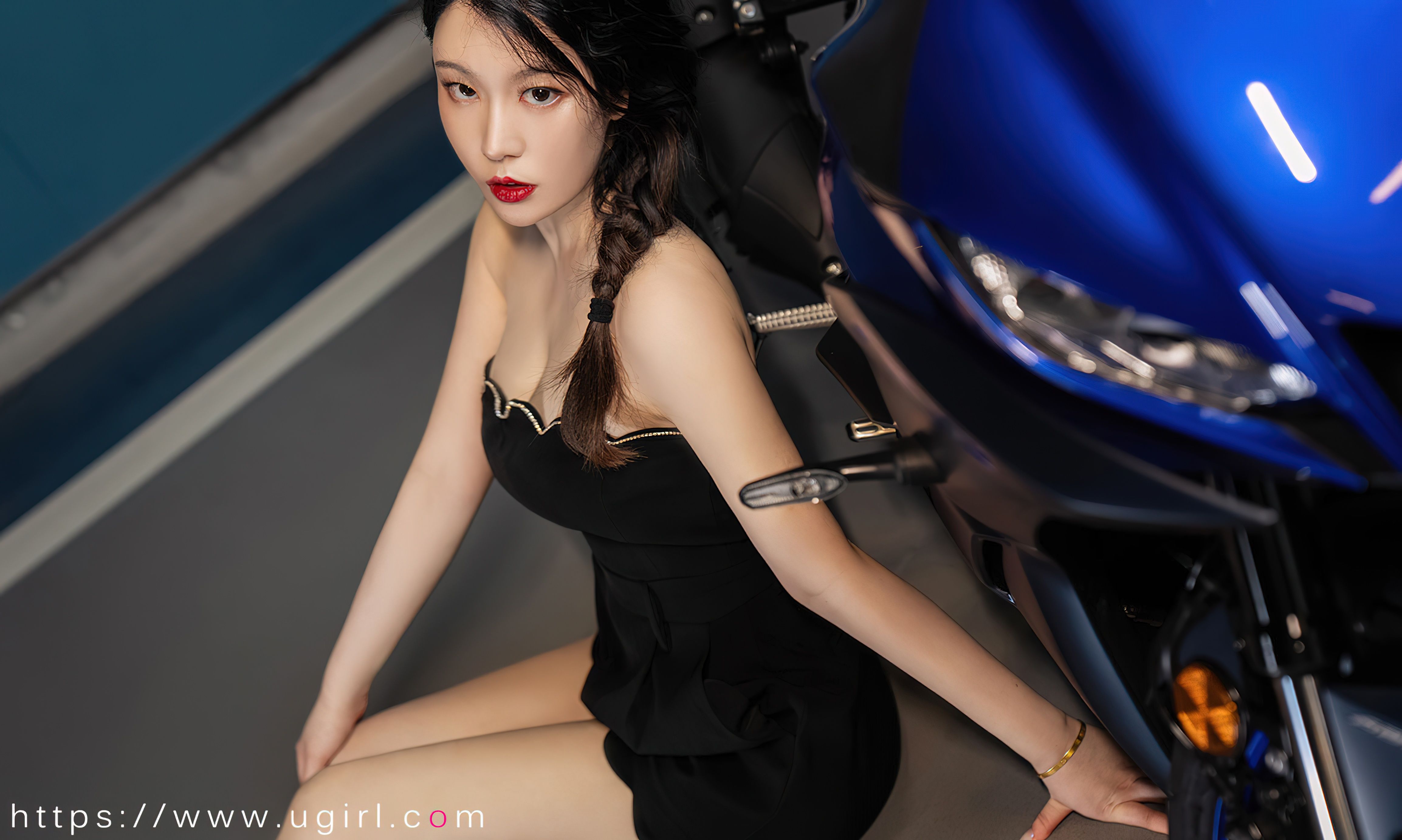 [Ugirls]爱尤物 No.2661 想牵你的手 钟晴