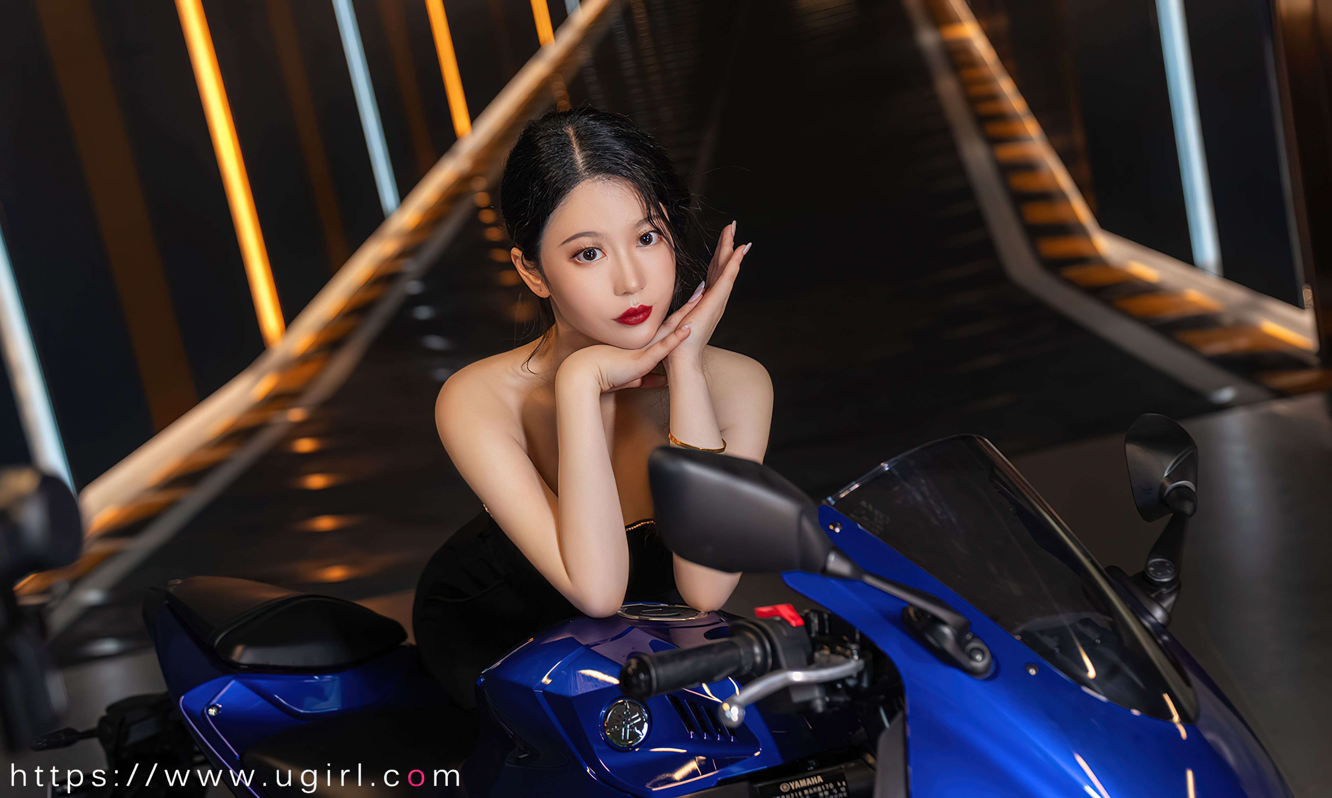 [Ugirls]爱尤物 No.2661 想牵你的手 钟晴