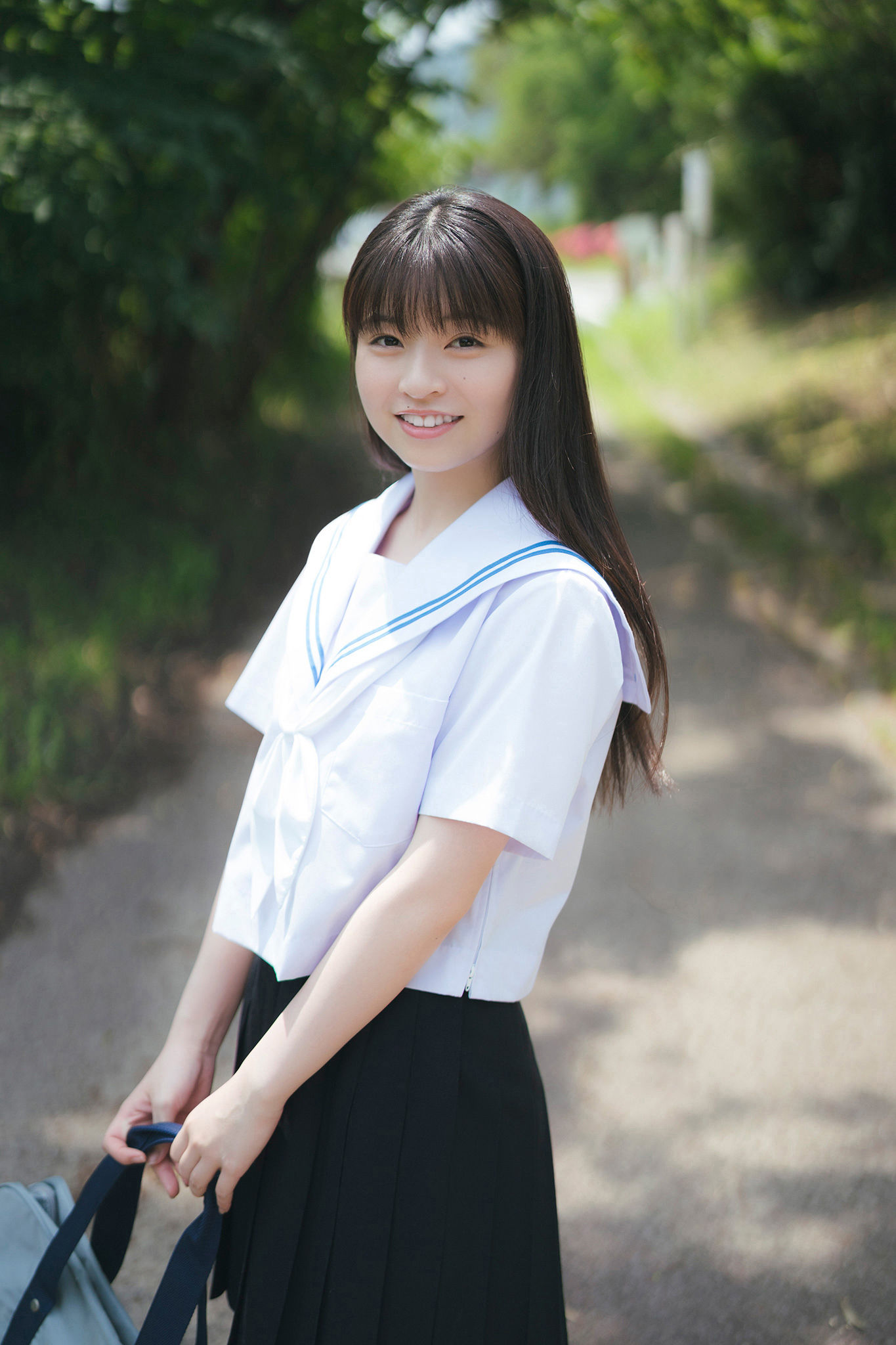 [Yanmaga Web] Sasaki Honoka (Up Up Girls (2)) - NEXT Oshi Girl! 01 Paid