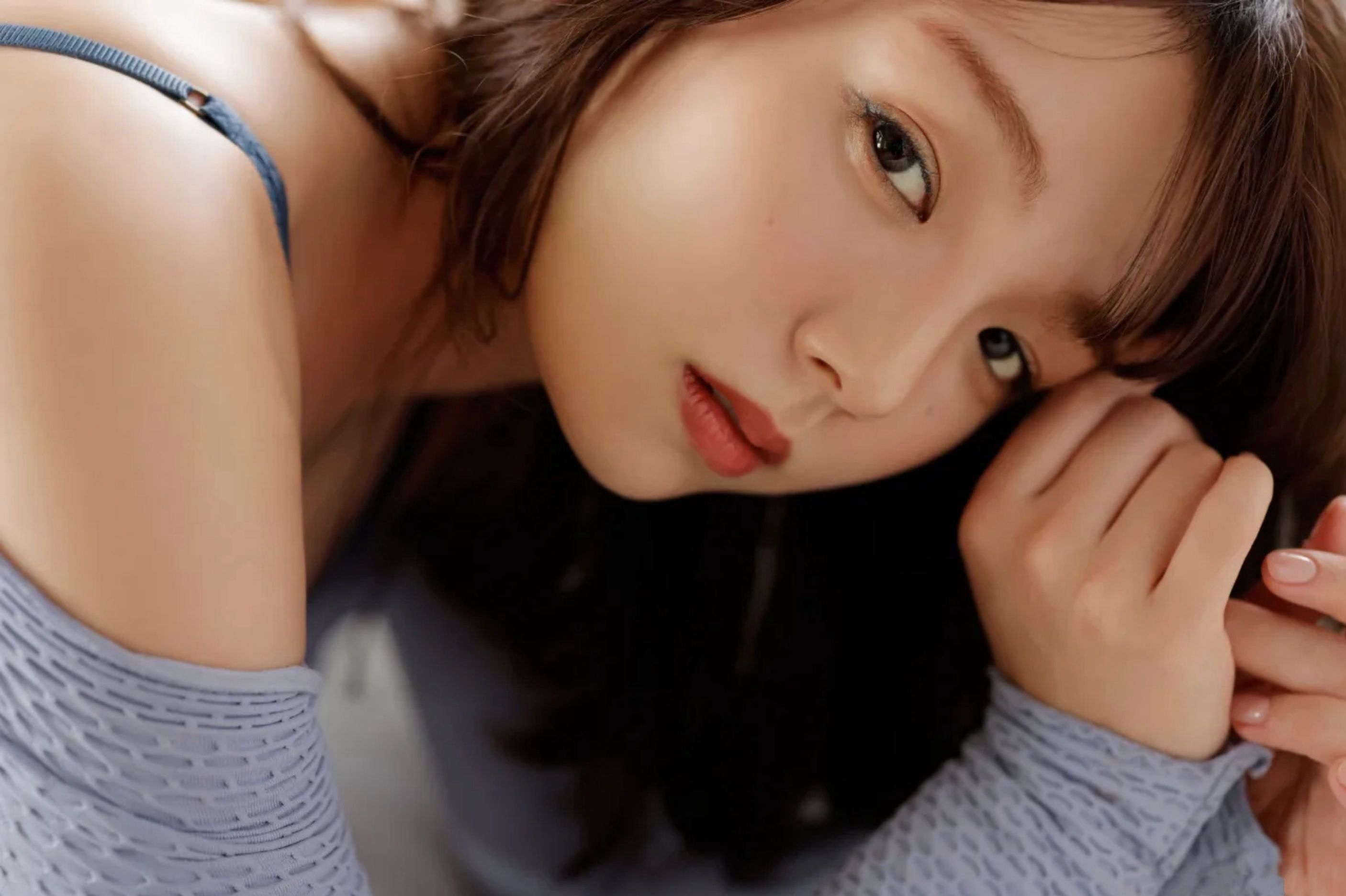 マンスリーガール018＝篠崎愛「先行公開プレミア30カット＆ムービー」