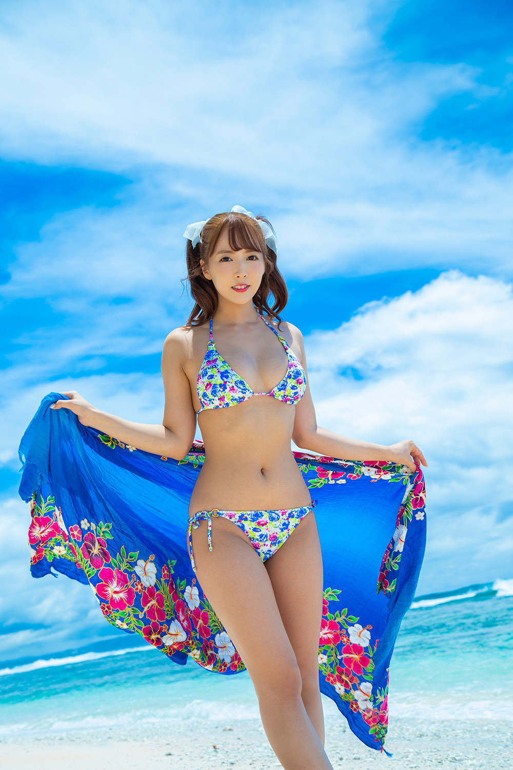 三上悠亜 写真集『RINGERIE Book 22』