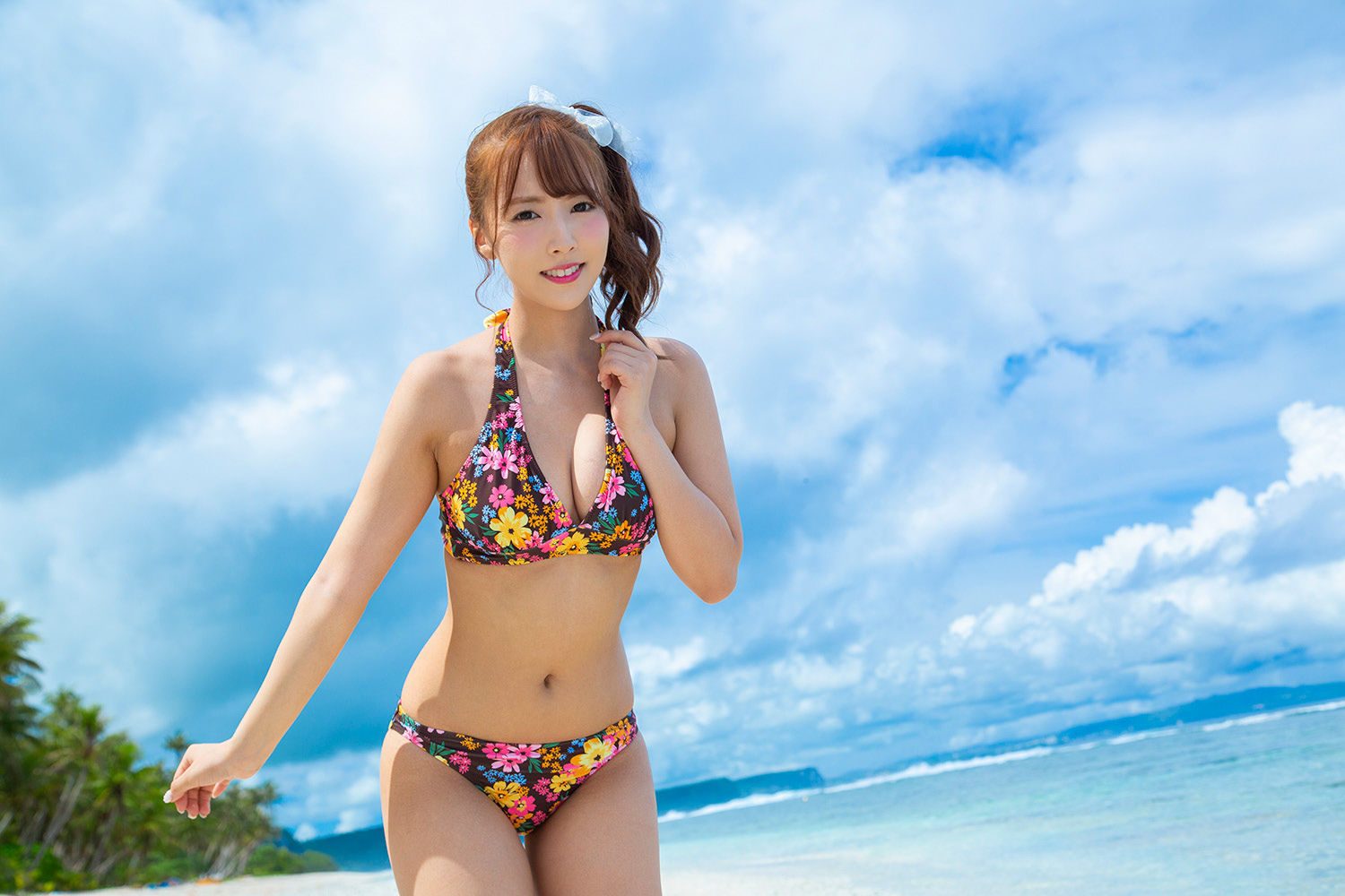 三上悠亜 写真集『RINGERIE Book 22』