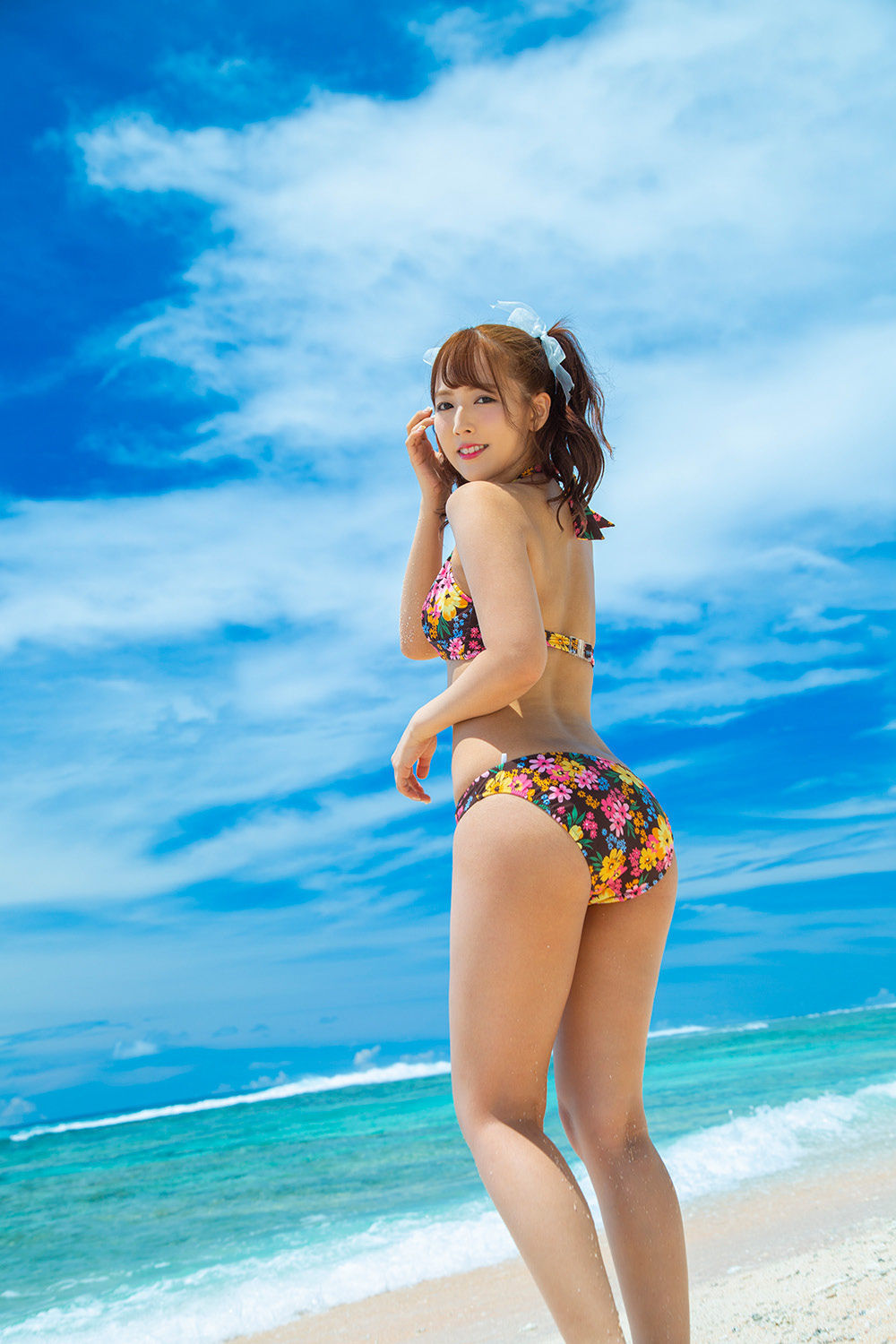 三上悠亜 写真集『RINGERIE Book 22』