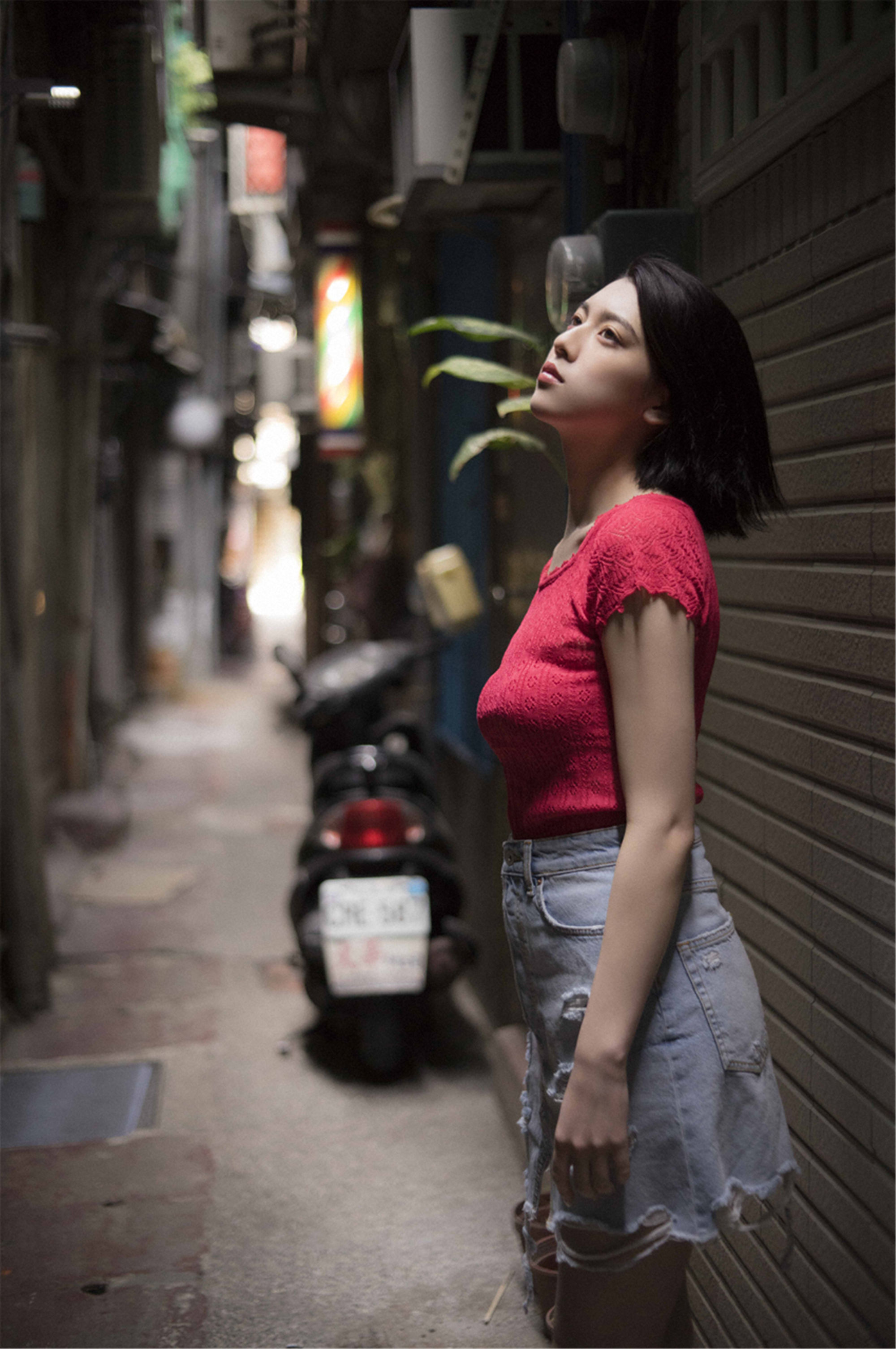 三吉彩花 空をこえて