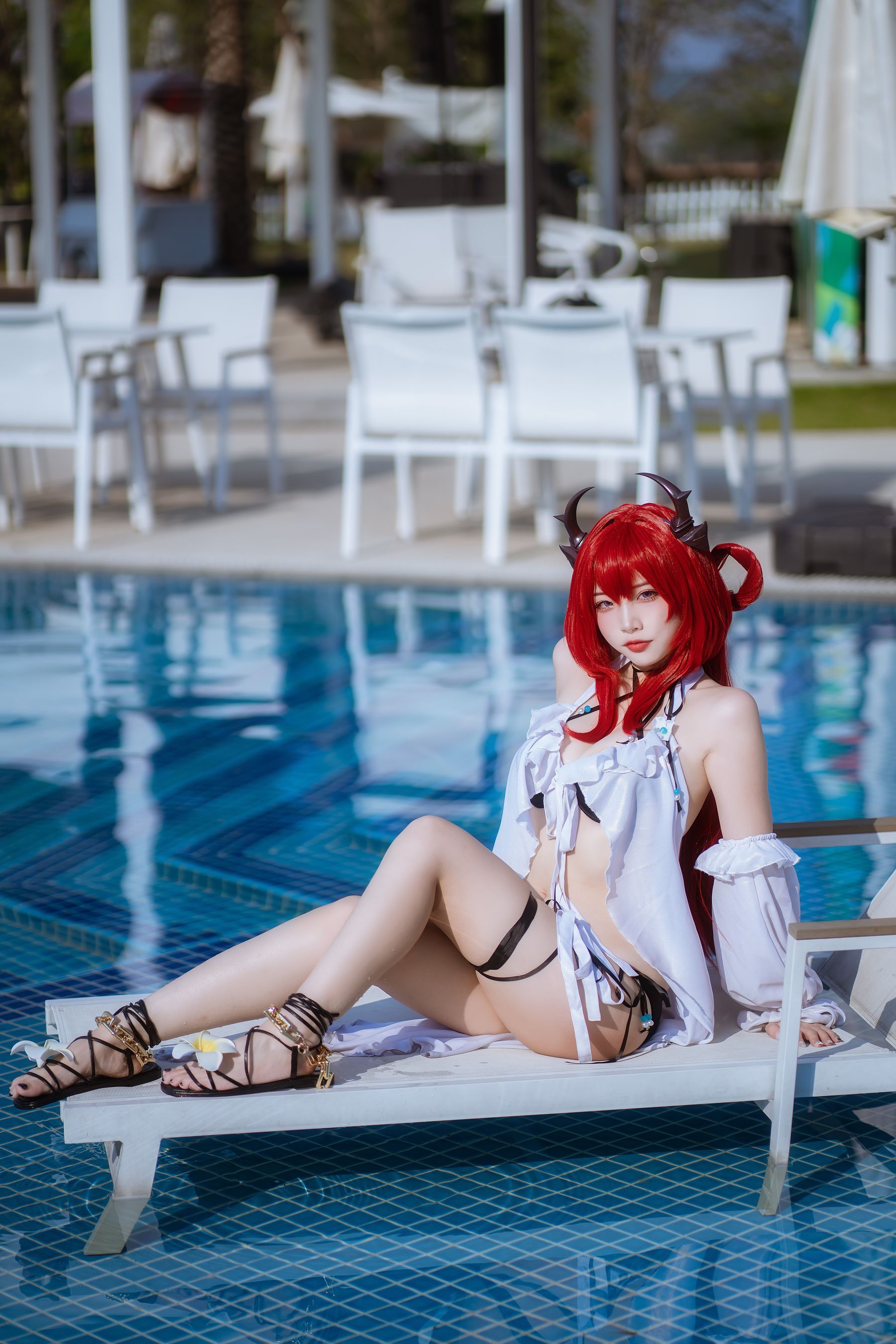人气Coser 二佐Nisa - 泰拉夏日纪事 史尔特尔泳装