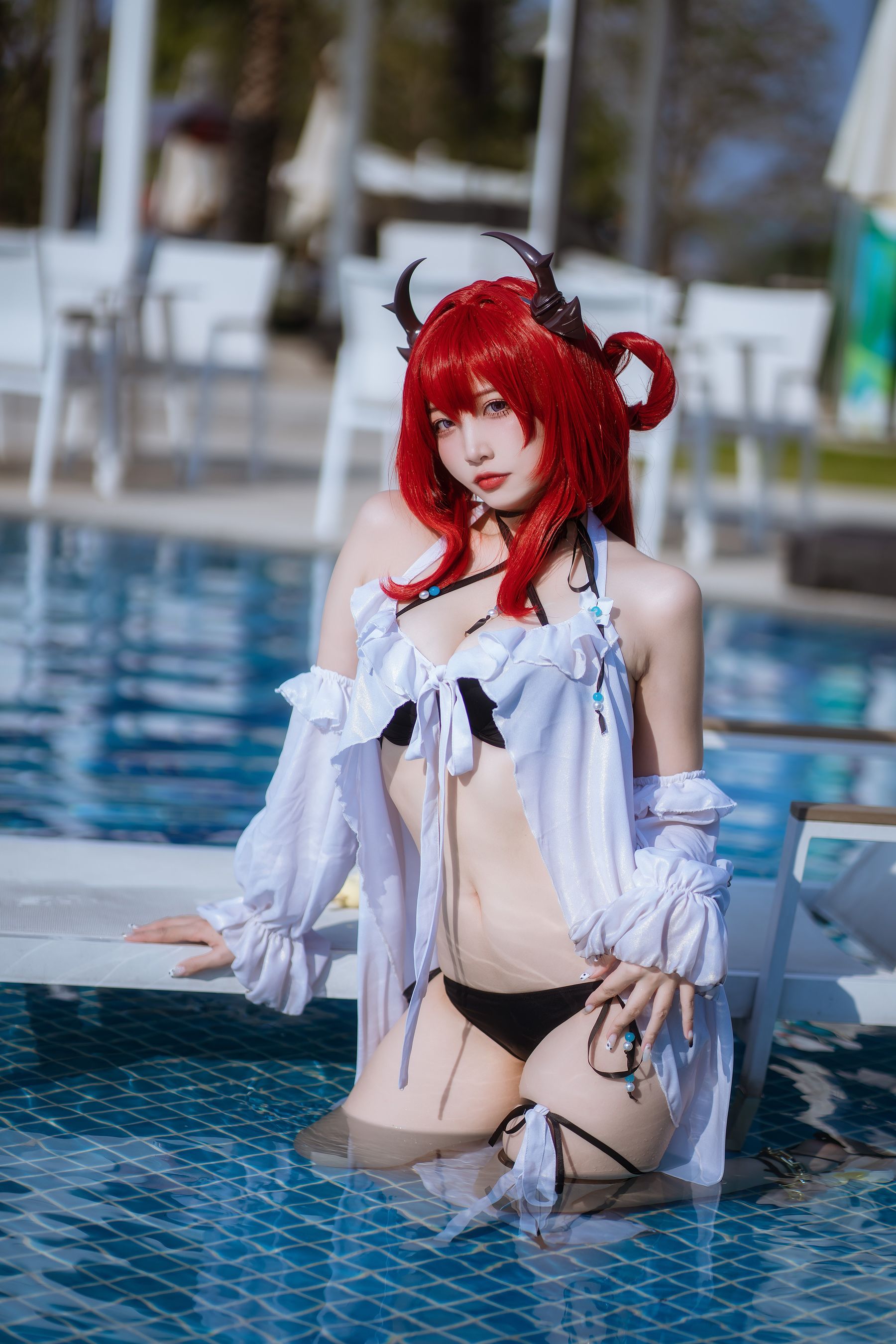 人气Coser 二佐Nisa - 泰拉夏日纪事 史尔特尔泳装