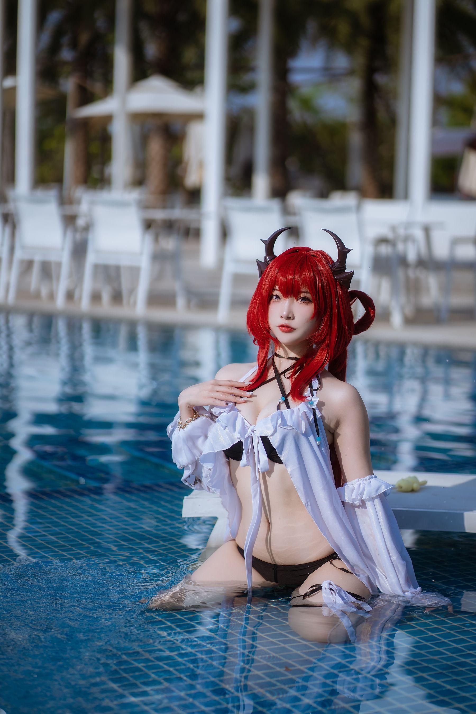 人气Coser 二佐Nisa - 泰拉夏日纪事 史尔特尔泳装