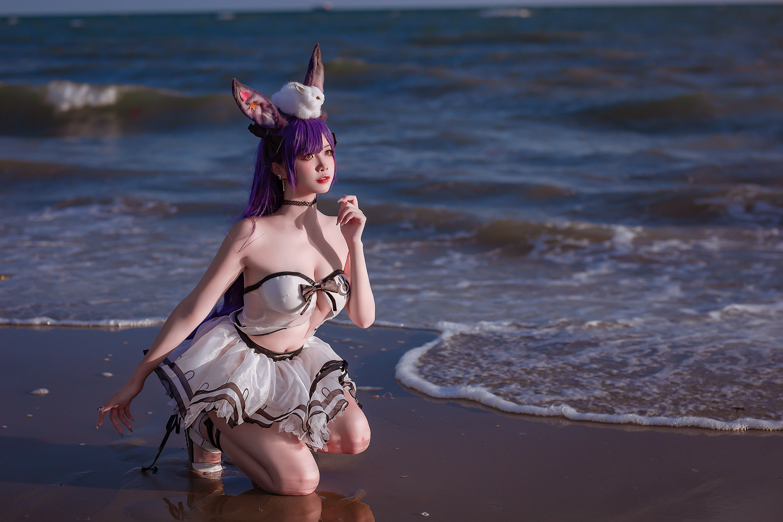 人气Coser 二佐Nisa - 泰拉夏日纪事 方舟暗索泳装