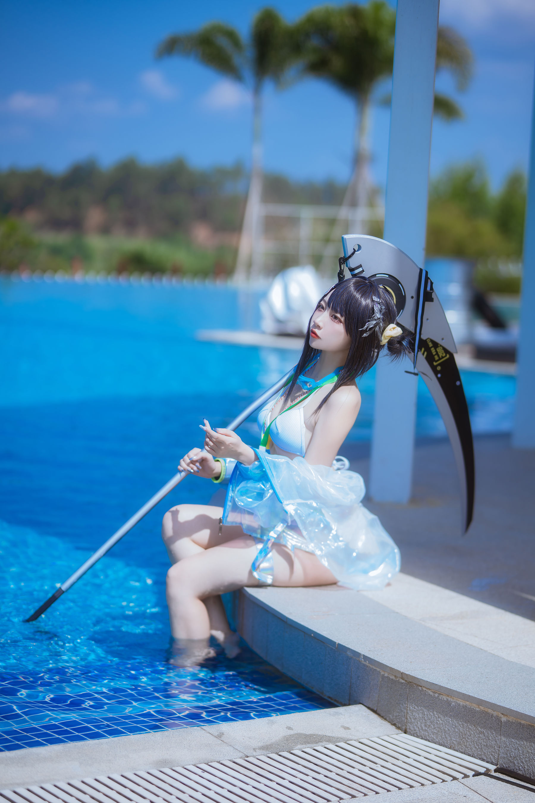 人气Coser 二佐Nisa - 泰拉夏日纪事 方舟羽毛笔泳装
