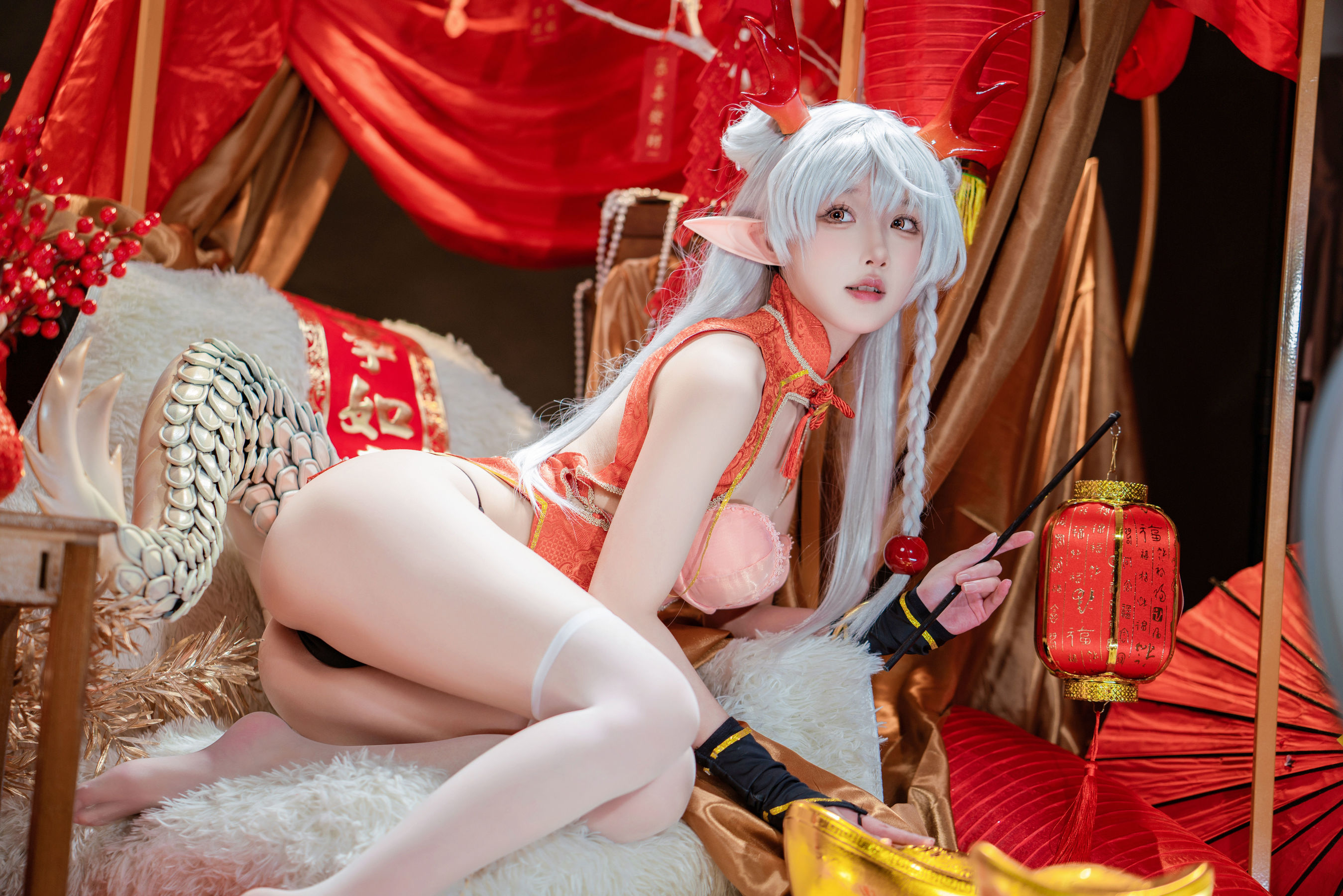 动漫博主阿包也是兔娘 - 龙妹
