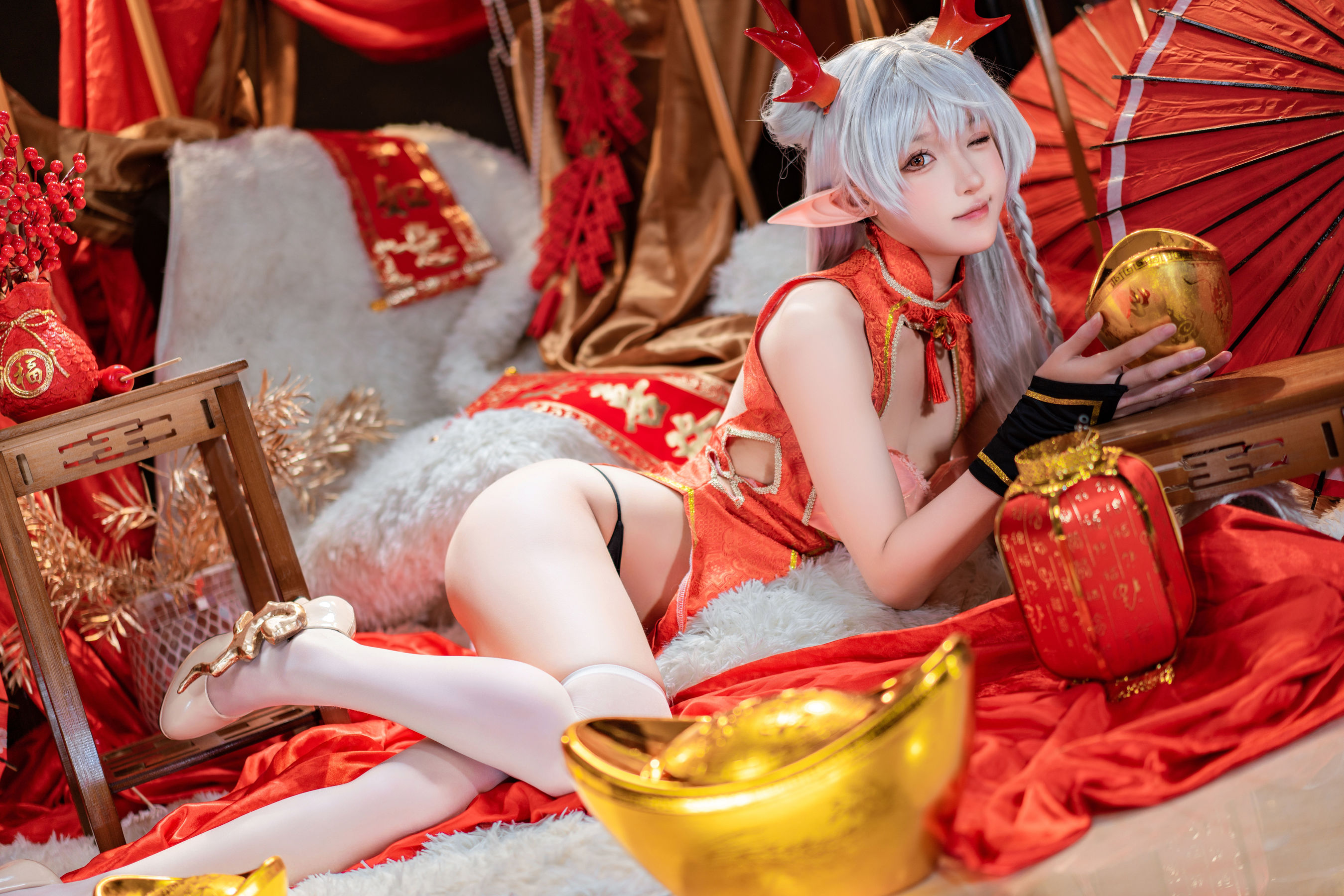 动漫博主阿包也是兔娘 - 龙妹