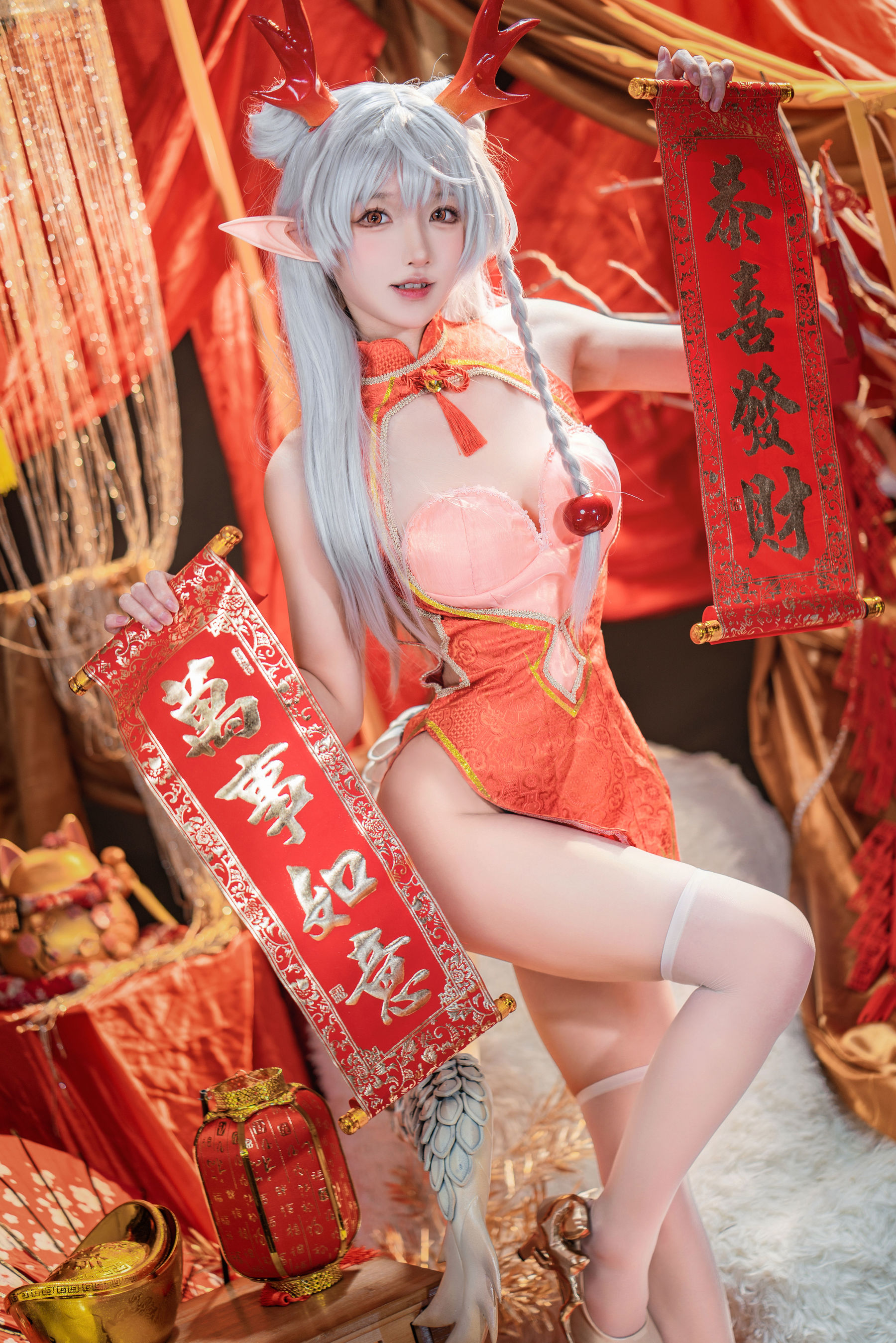动漫博主阿包也是兔娘 - 龙妹
