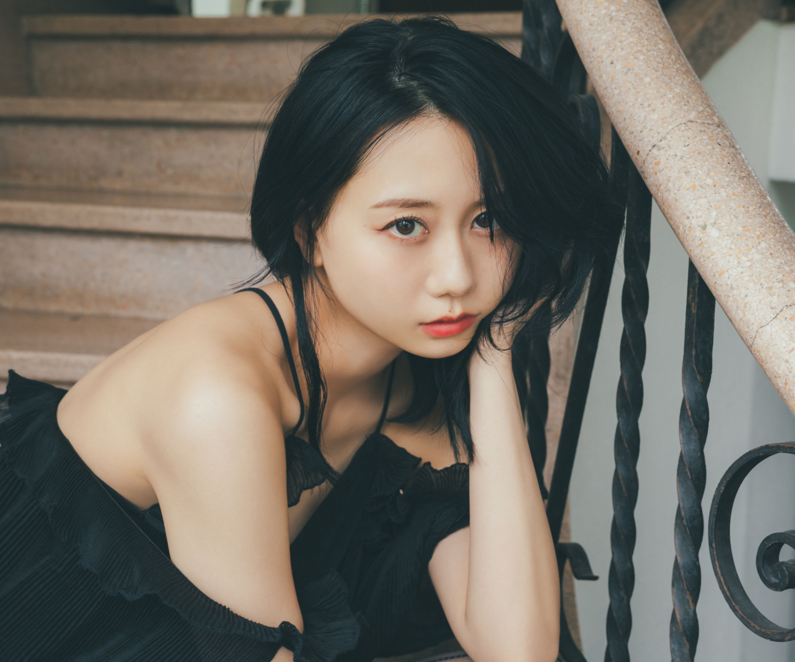古畑奈和 写真集「Emergence」