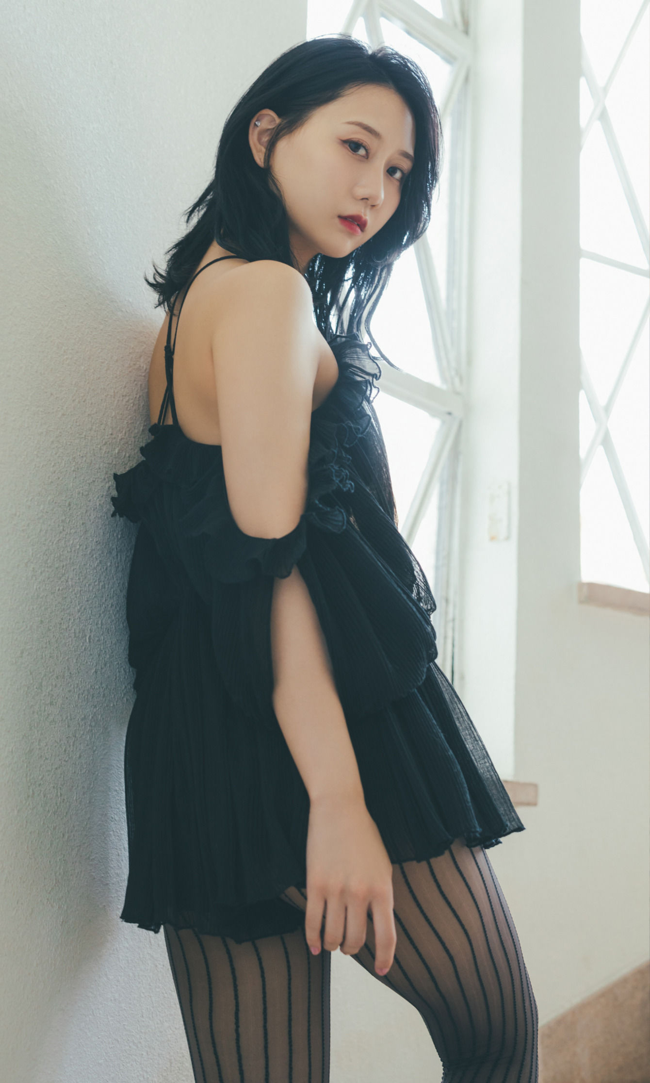 古畑奈和 写真集「Emergence」