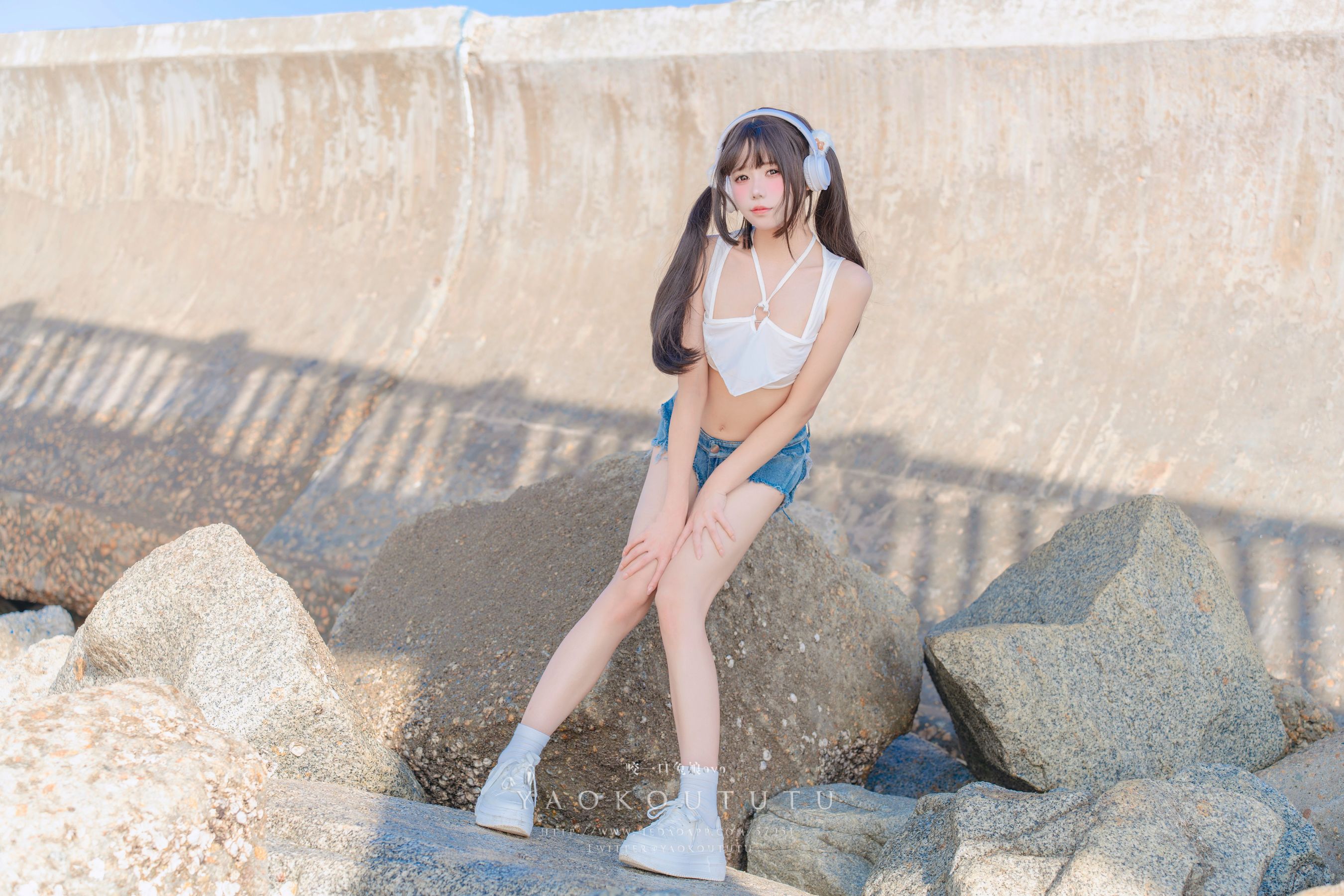 咬一口兔娘 - 海音旋律