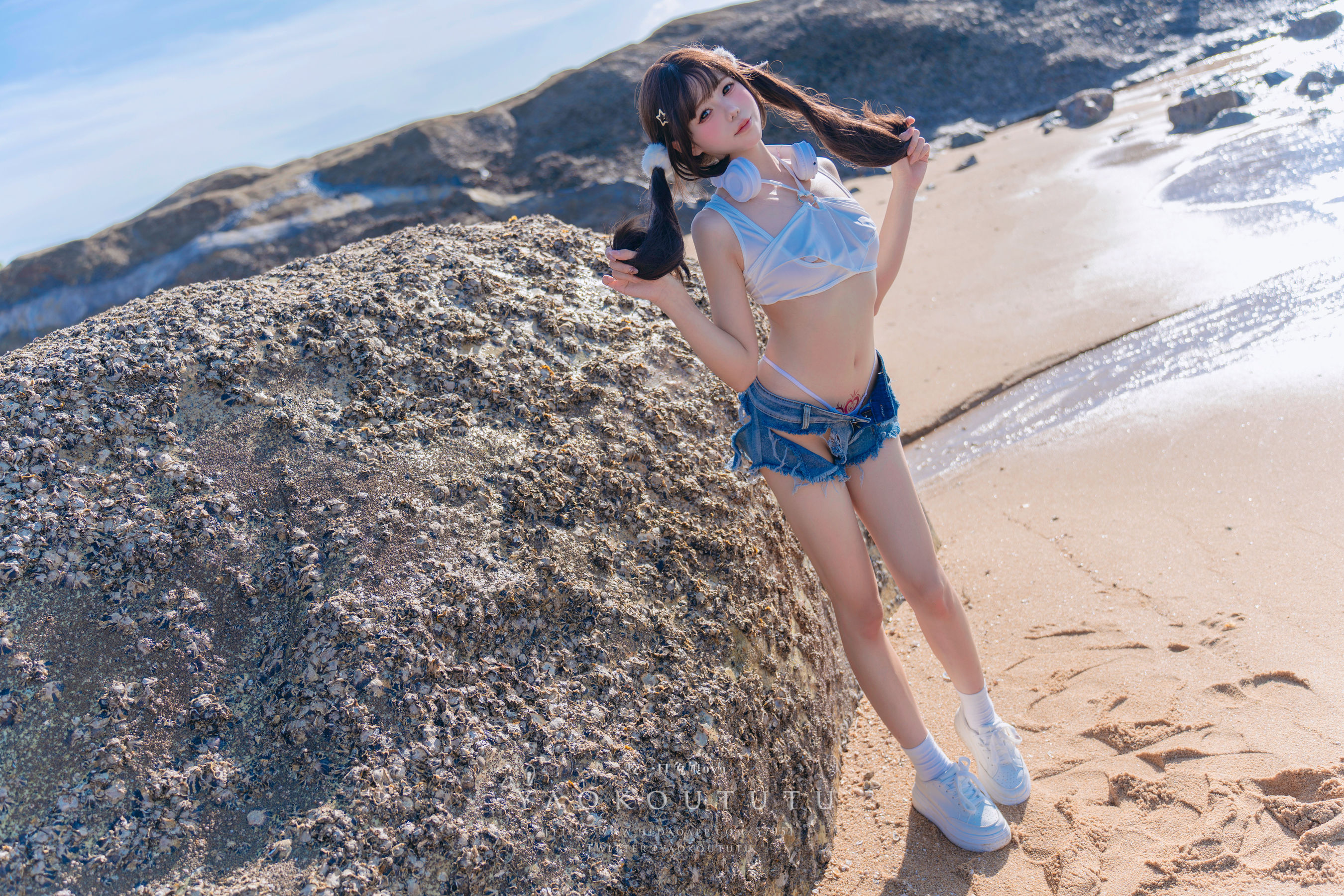咬一口兔娘 - 海音旋律