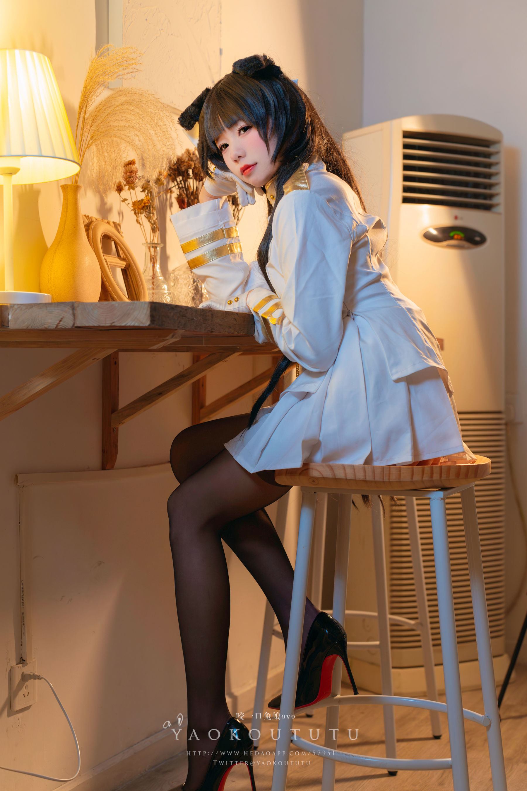 咬一口兔娘 - 碧蓝航线 爱宕