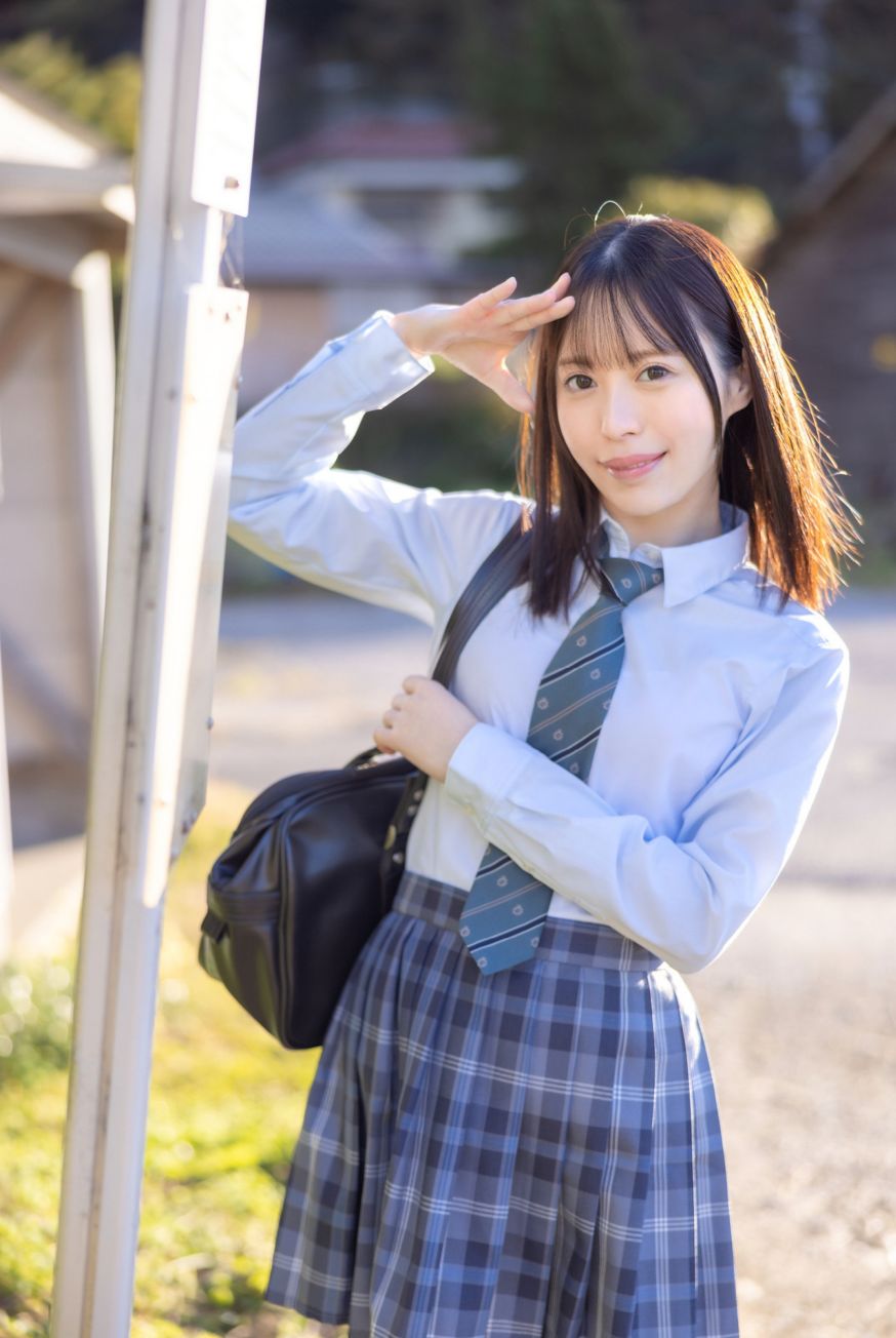 天馬ゆい 1st グラビア写真集 君と空の下で
