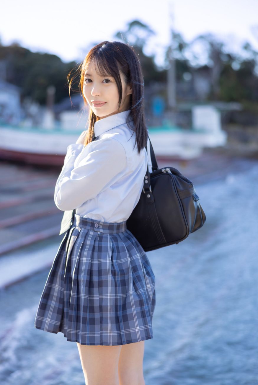 天馬ゆい 1st グラビア写真集 君と空の下で