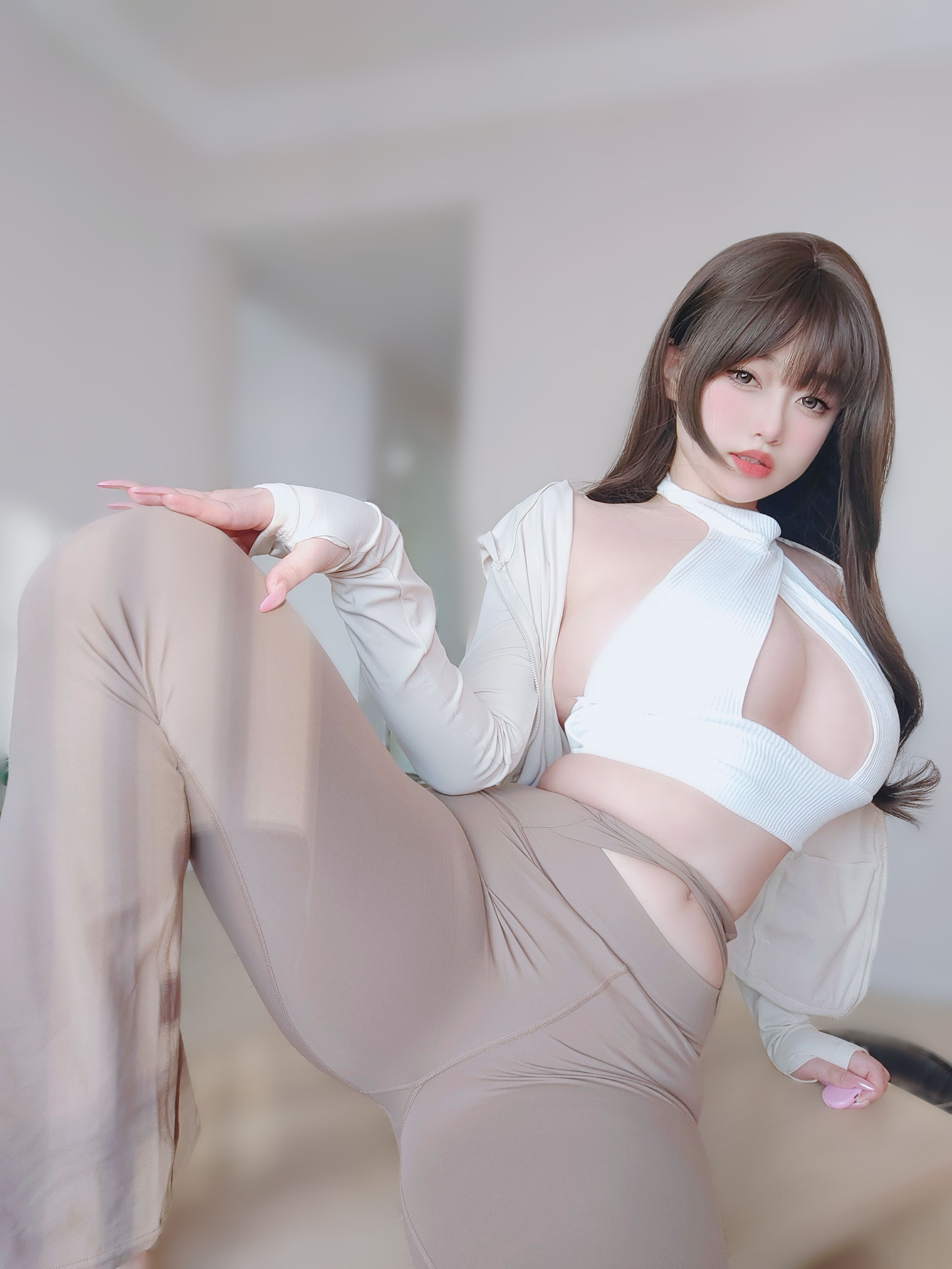 女主K - 瑜伽服