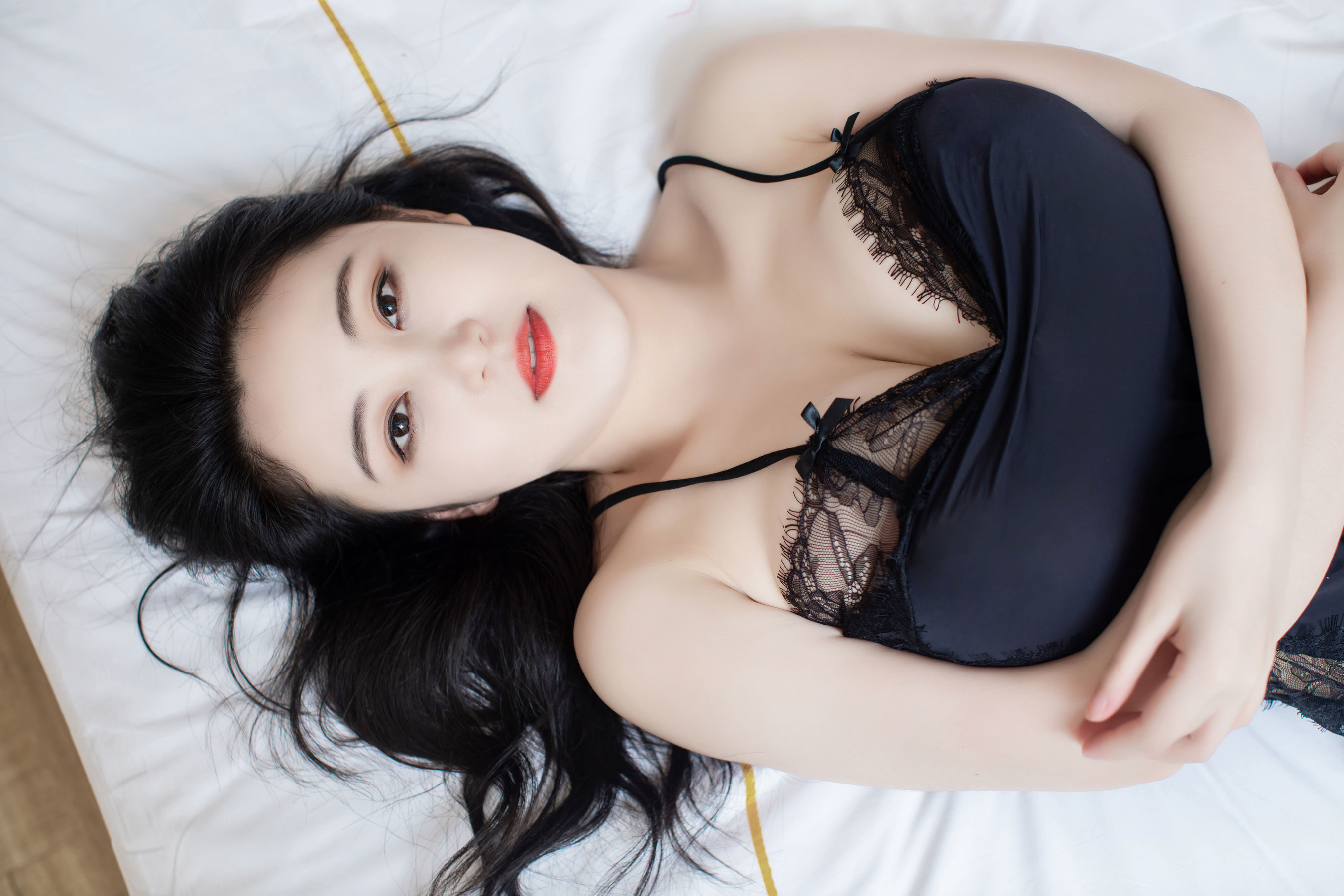 好H好女杀手 - 黑睡衣