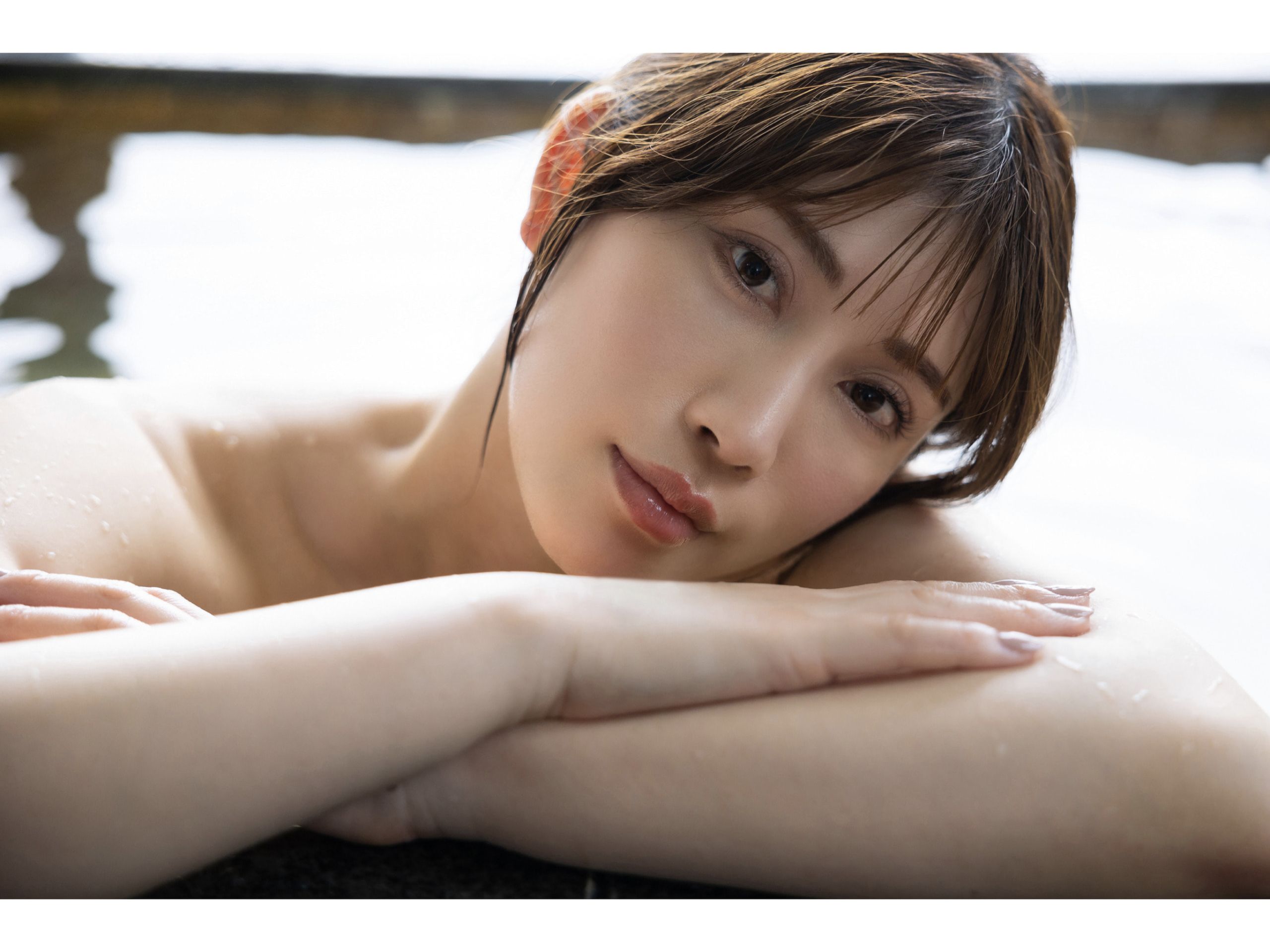 小日向郁美 オフィシャルグラビア写真集 美しいひと