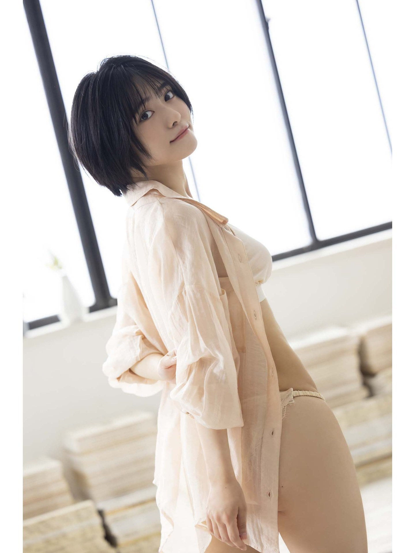 岡田彩夢 デジタル写真集 オトナチュラルの予感 (ヤングキング)