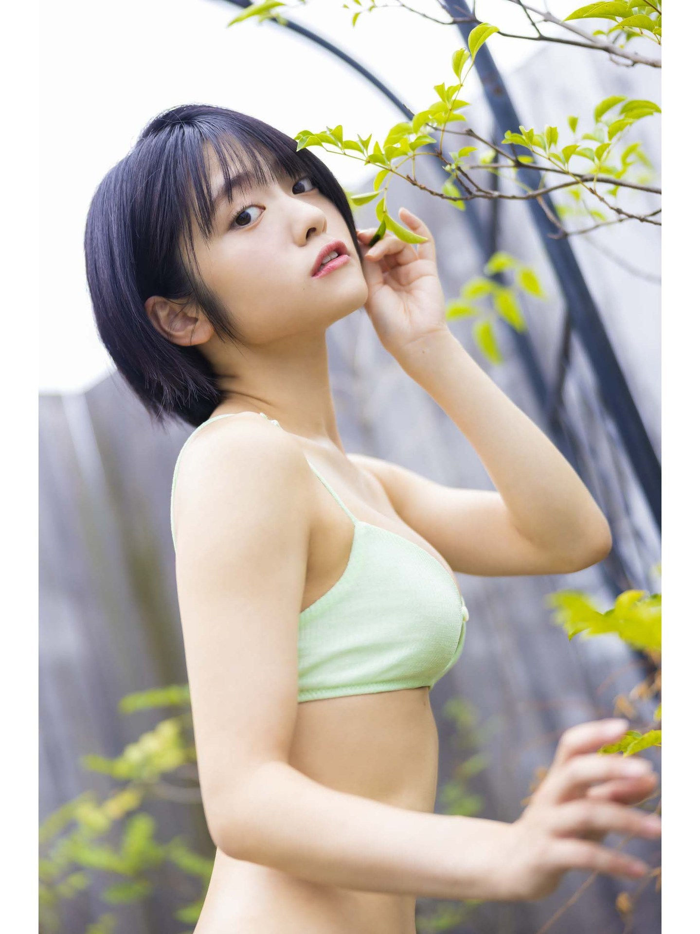 岡田彩夢 デジタル写真集 オトナチュラルの予感 (ヤングキング)