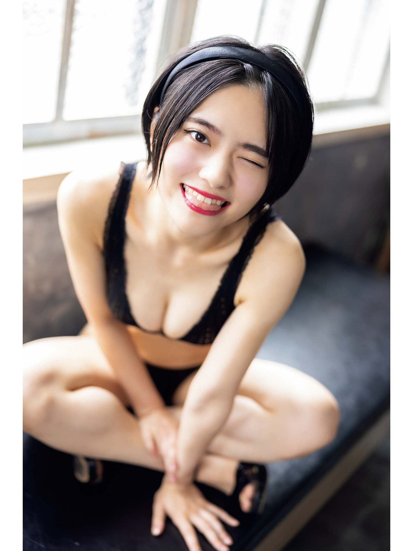 岡田彩夢 デジタル写真集 オトナチュラルの予感 (ヤングキング)