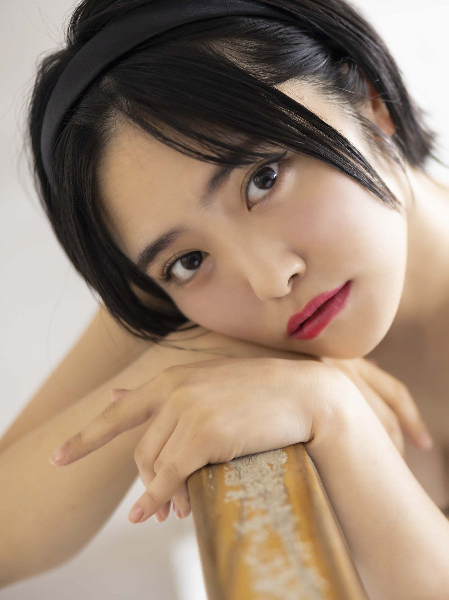 岡田彩夢 デジタル写真集 オトナチュラルの予感 (ヤングキング)