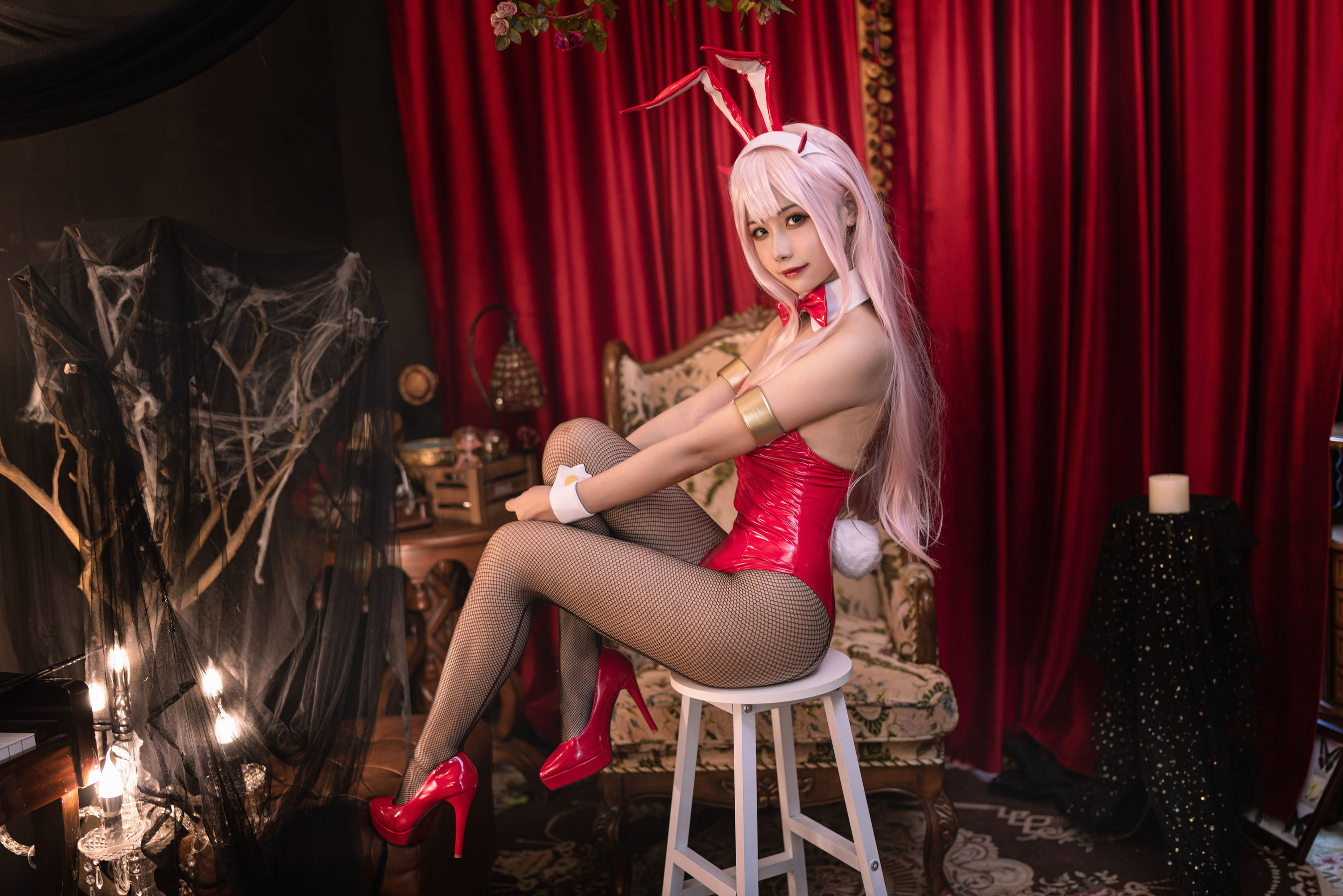 微博妹子Momoko葵葵 - DARLING in the FRANXX 兔女郎