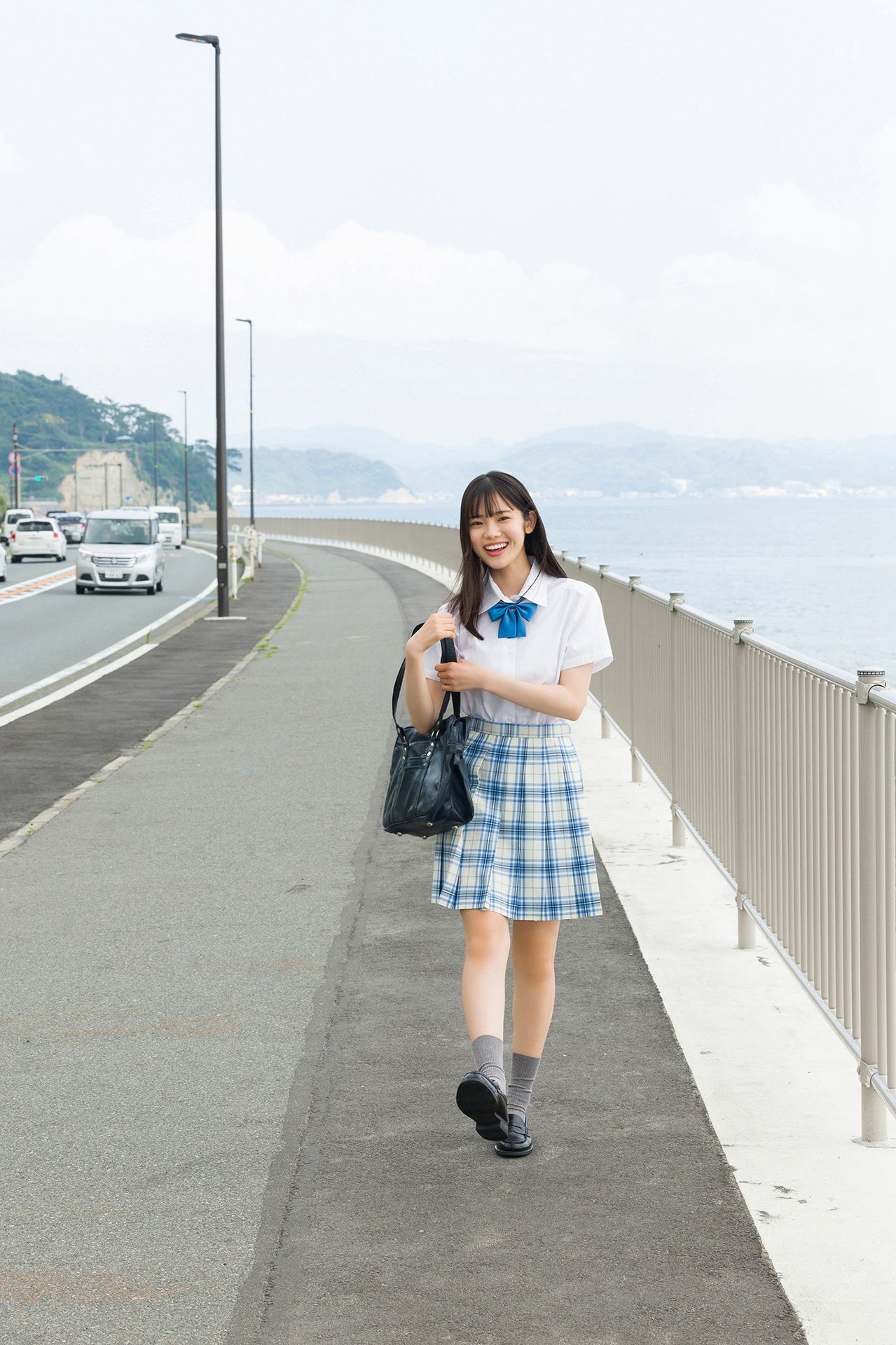 志田こはく 海街の放課後 スピサン グラビアフォトブック