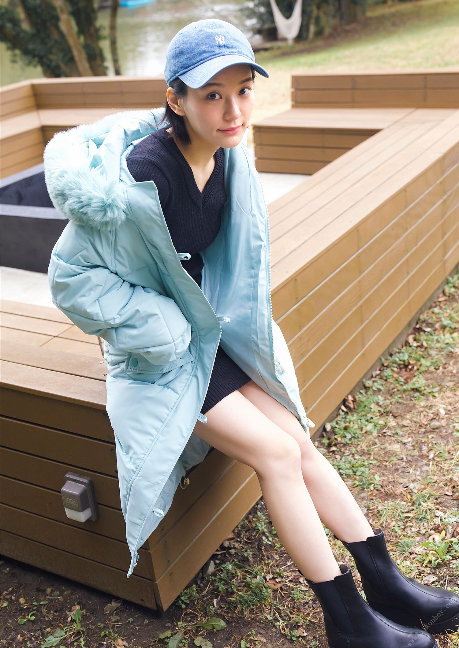 新田桃子 写真集「new age」