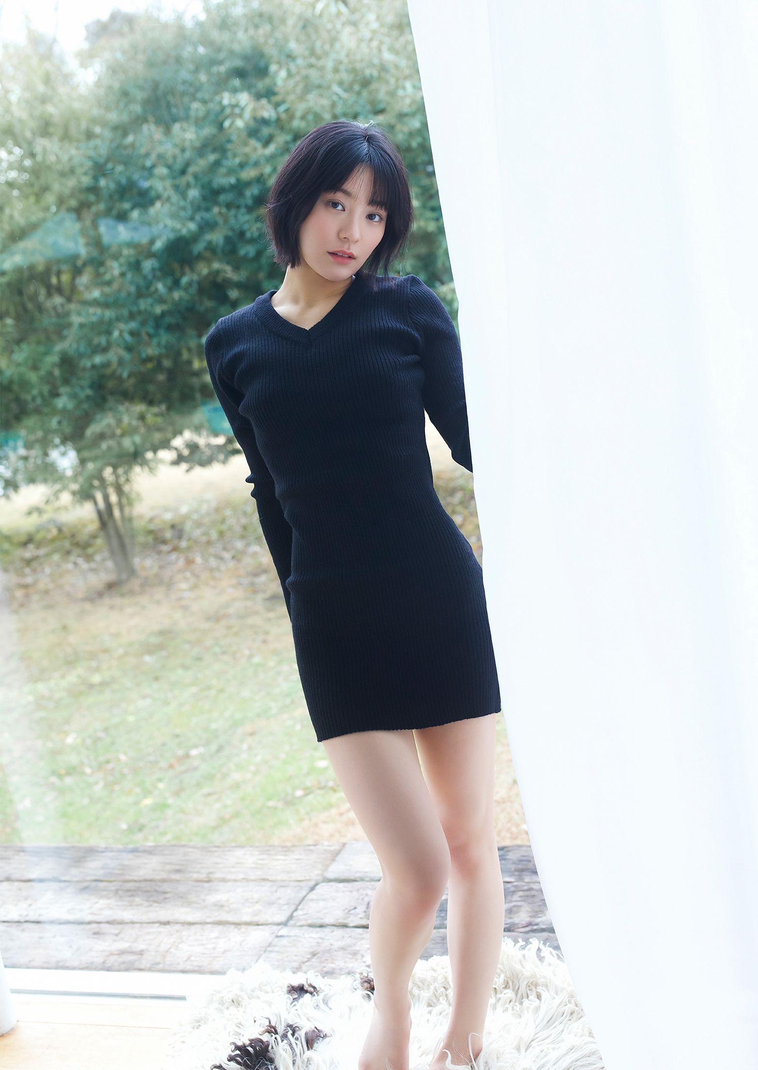 新田桃子 写真集「new age」