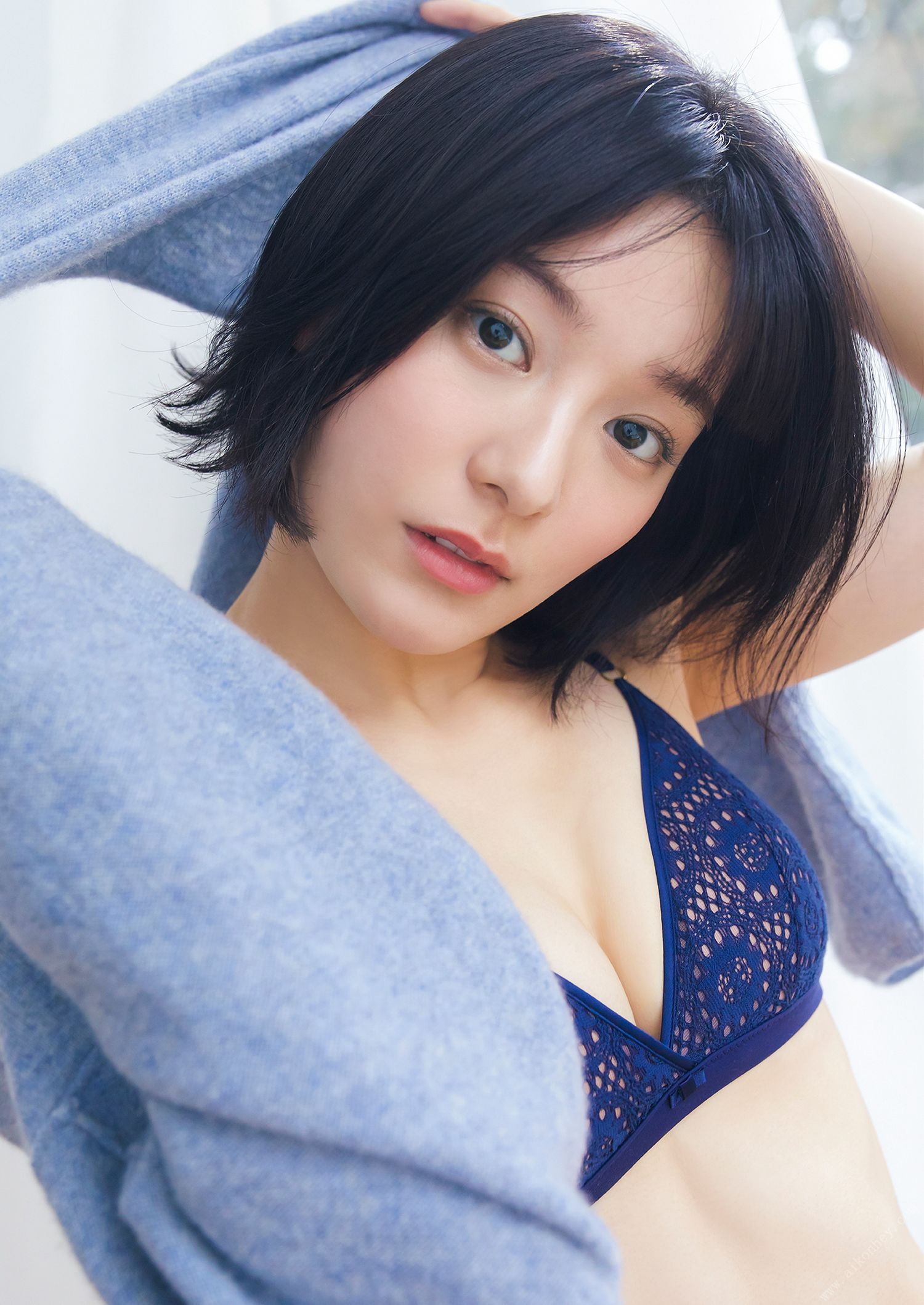 新田桃子 写真集「new age」