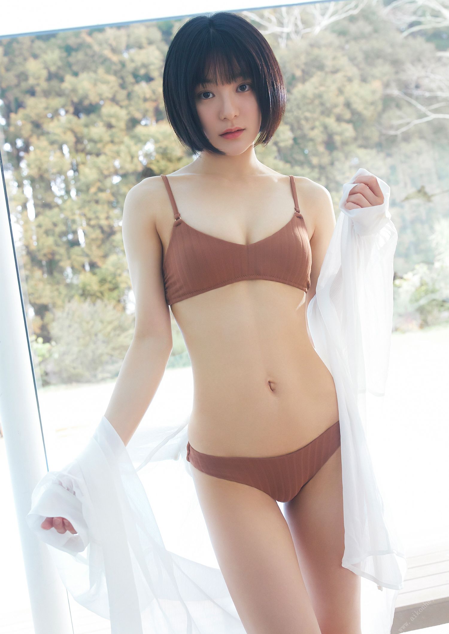 新田桃子 写真集「new age」