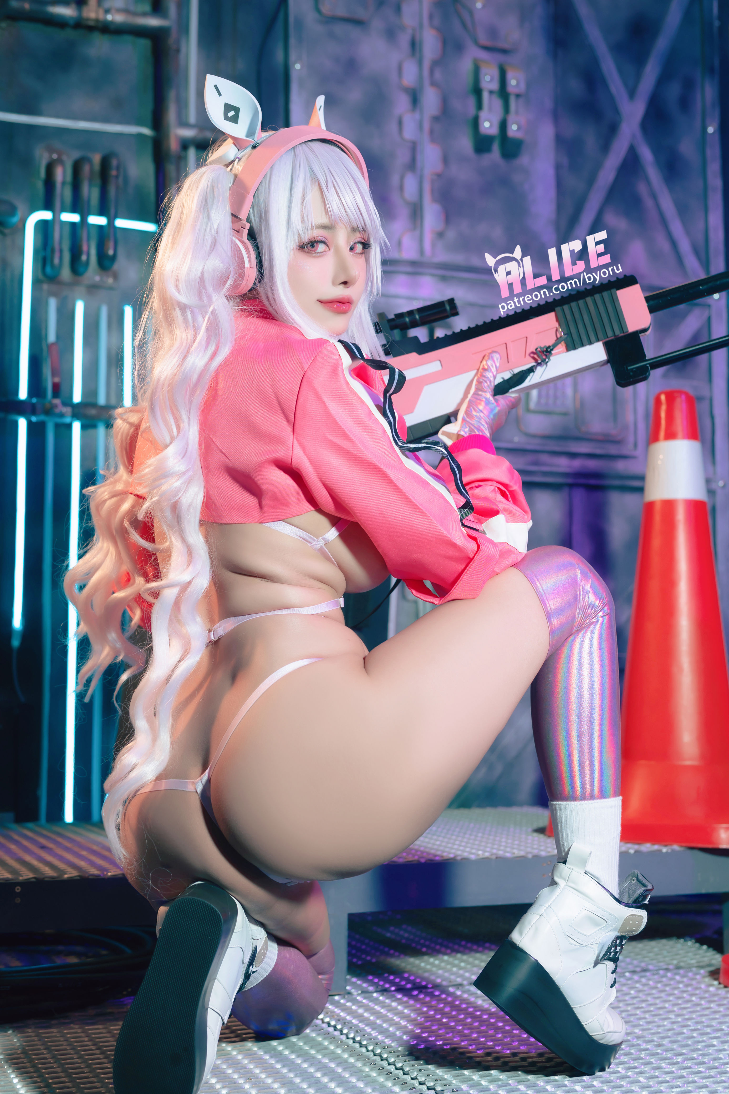 日本性感萝莉Byoru - Alice Nikke
