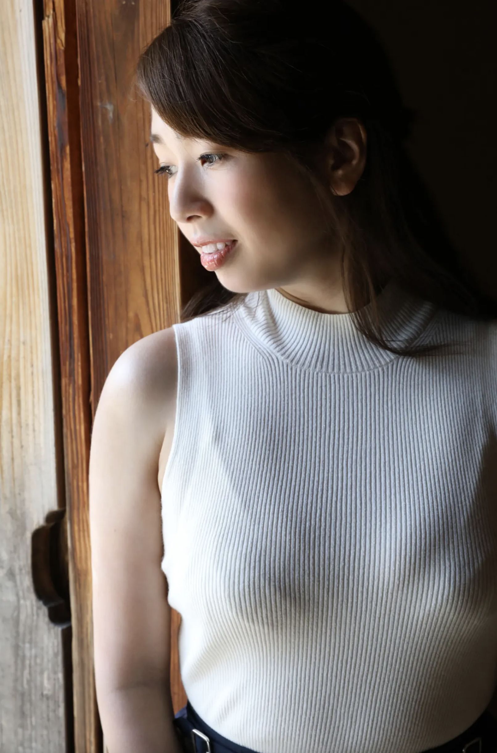 杉本佳代 東海No.1巨乳キャスター Ｇカップ乳初ヌード