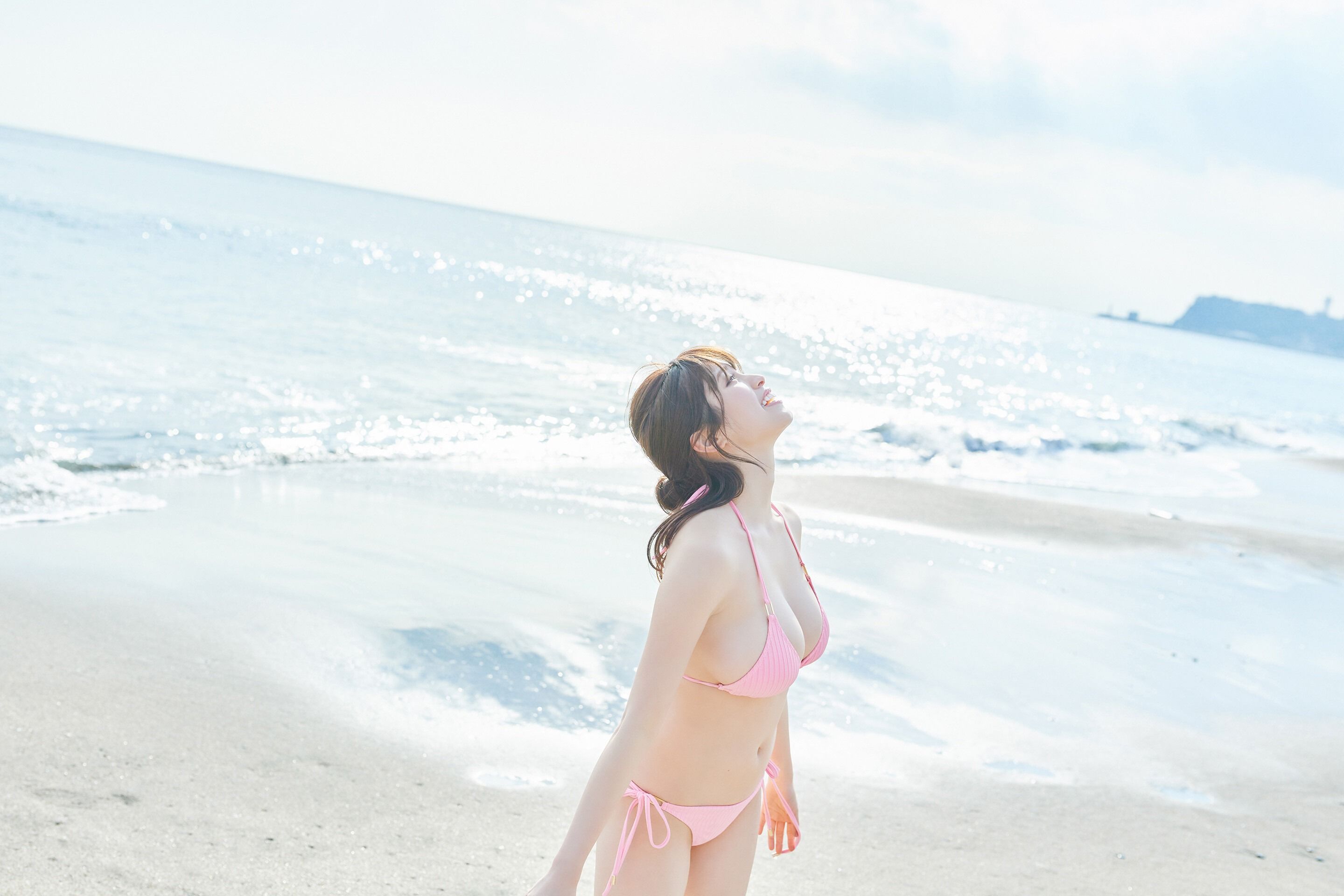 村島未悠 潮風に誘われて