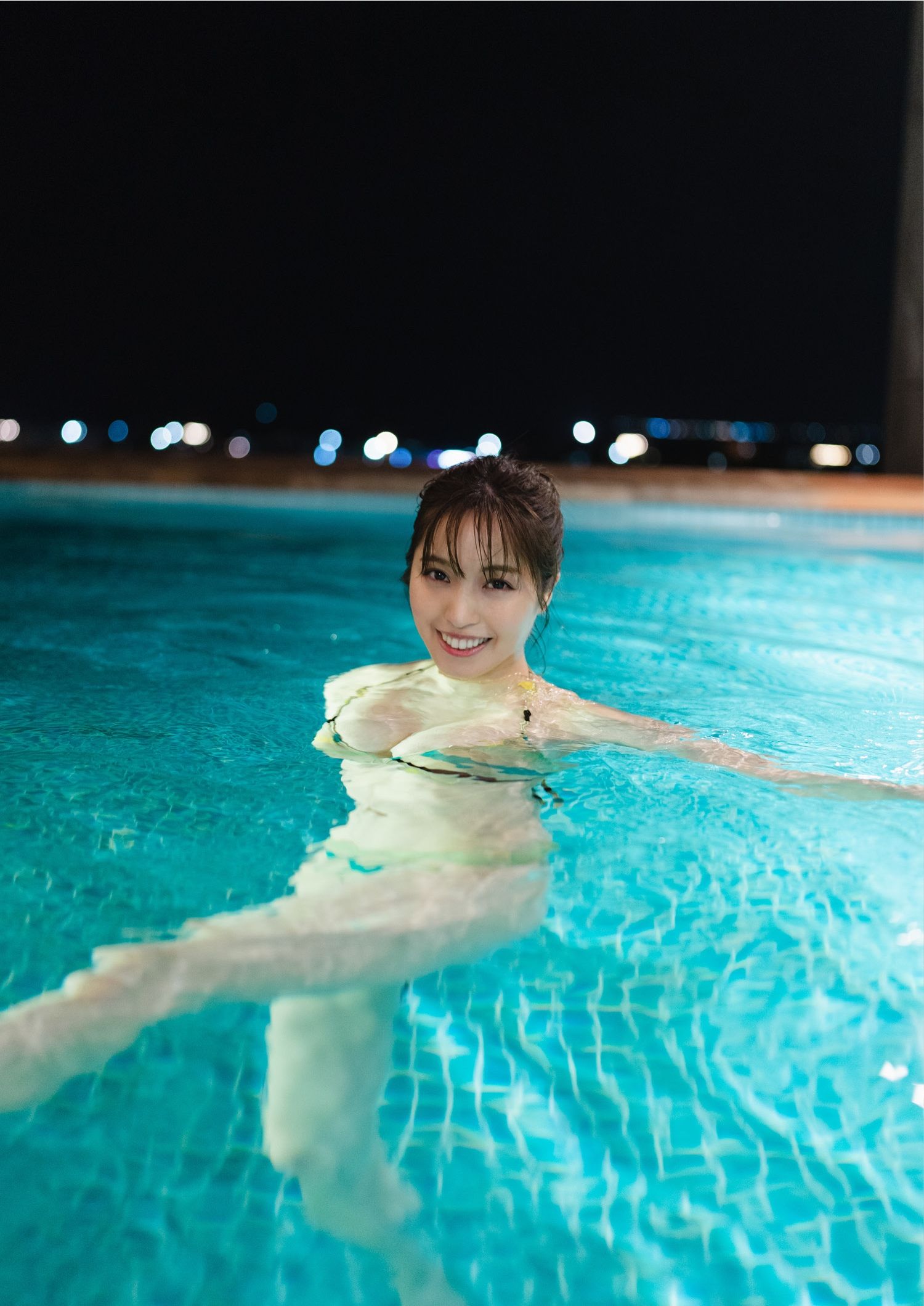 村島未悠 写真集「むらみゆ、念願の韓国に行ってきましたっっ」