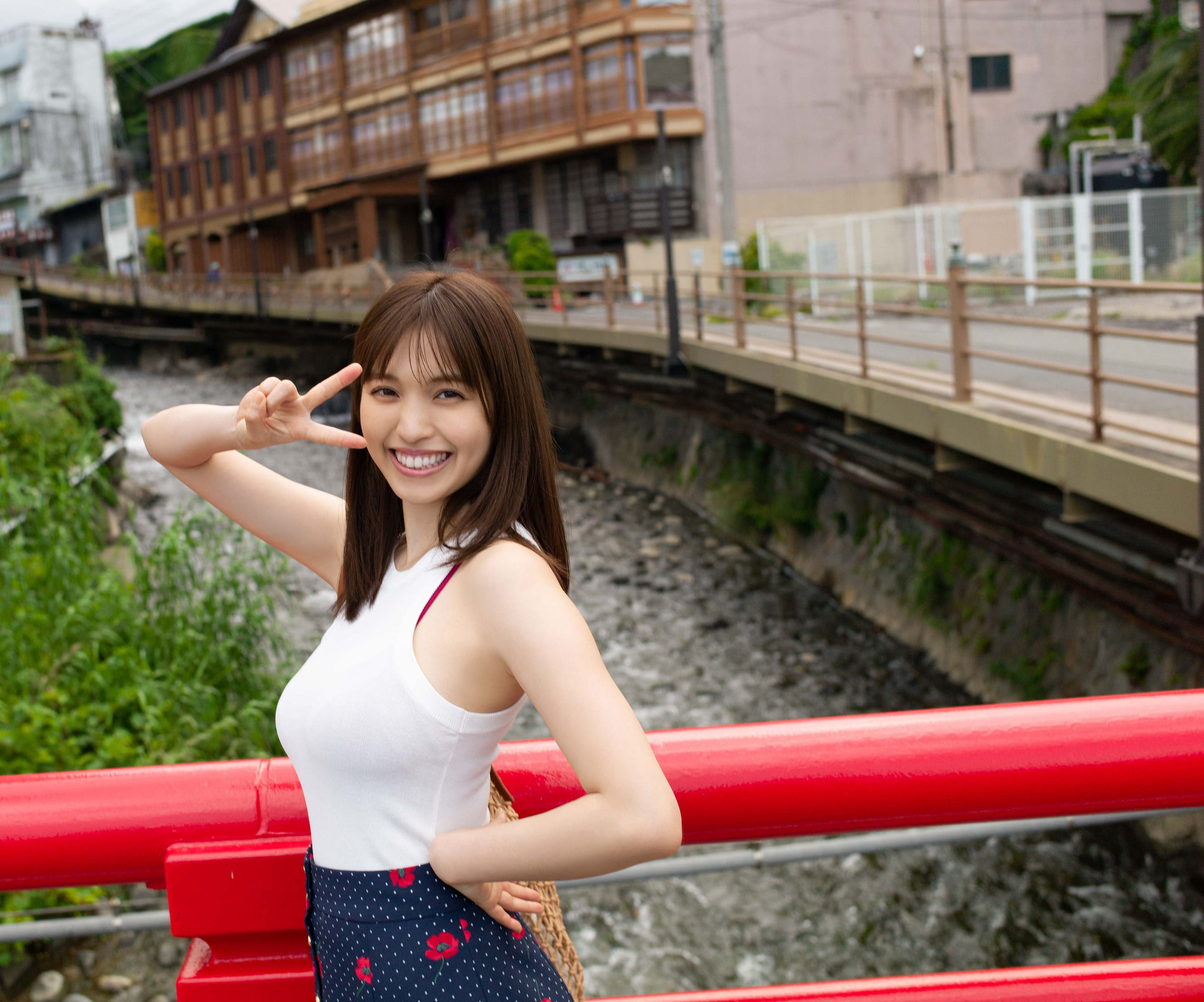 村島未悠 写真集「むらみゆ温泉」