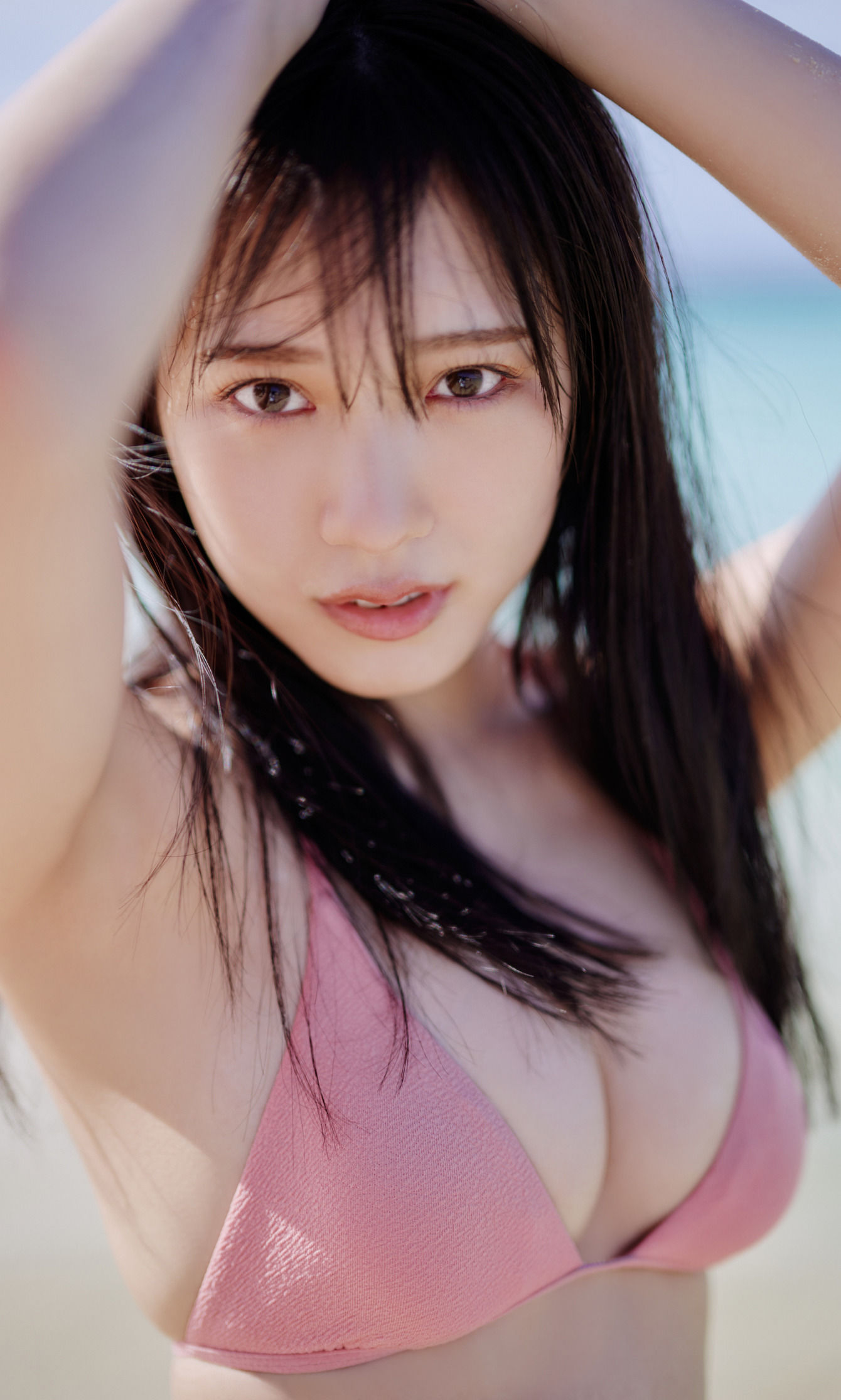 横野すみれ 写真集「海のステージ」