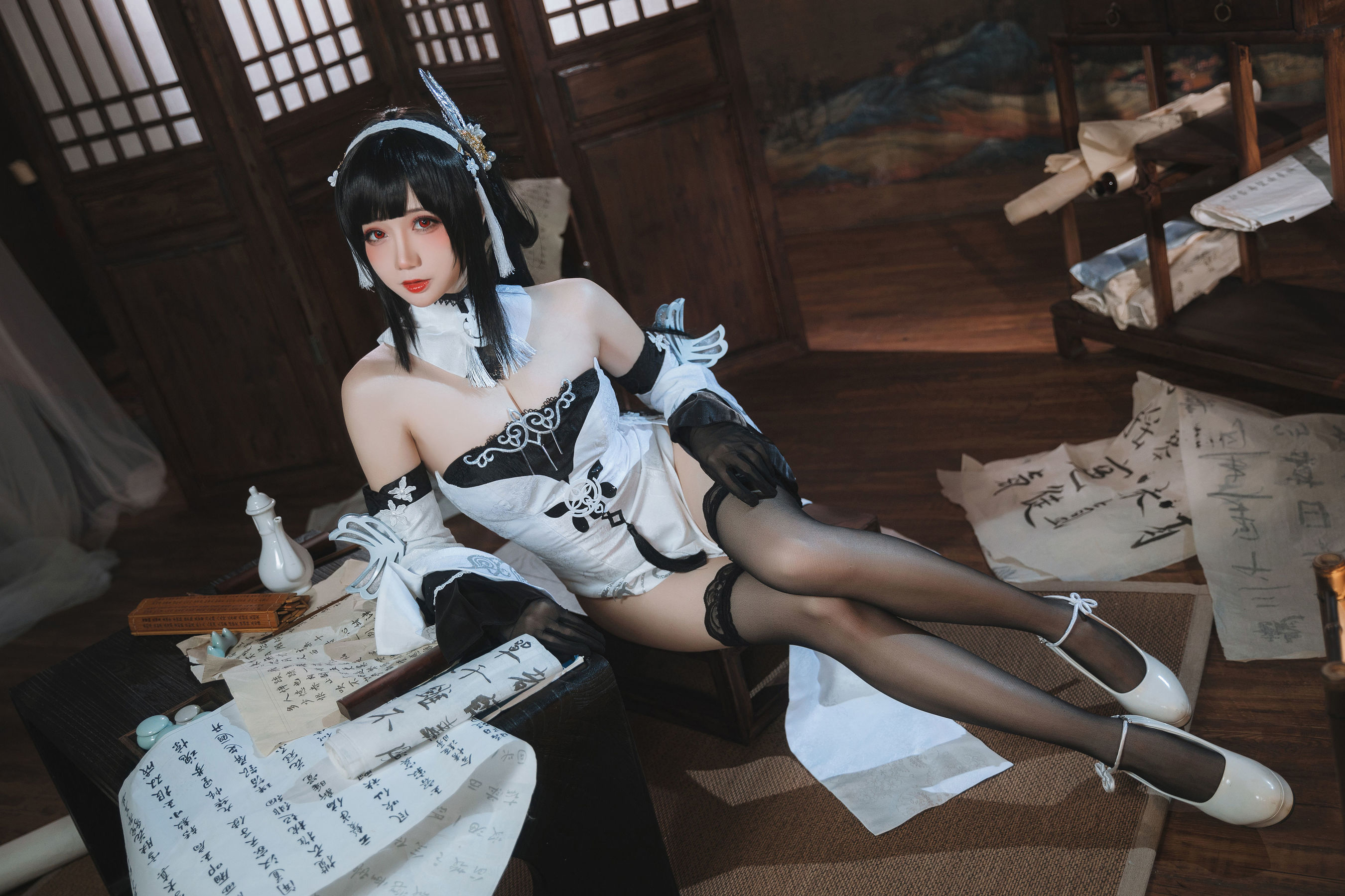 焖焖碳 - 碧蓝航线 镇海白黑礼服