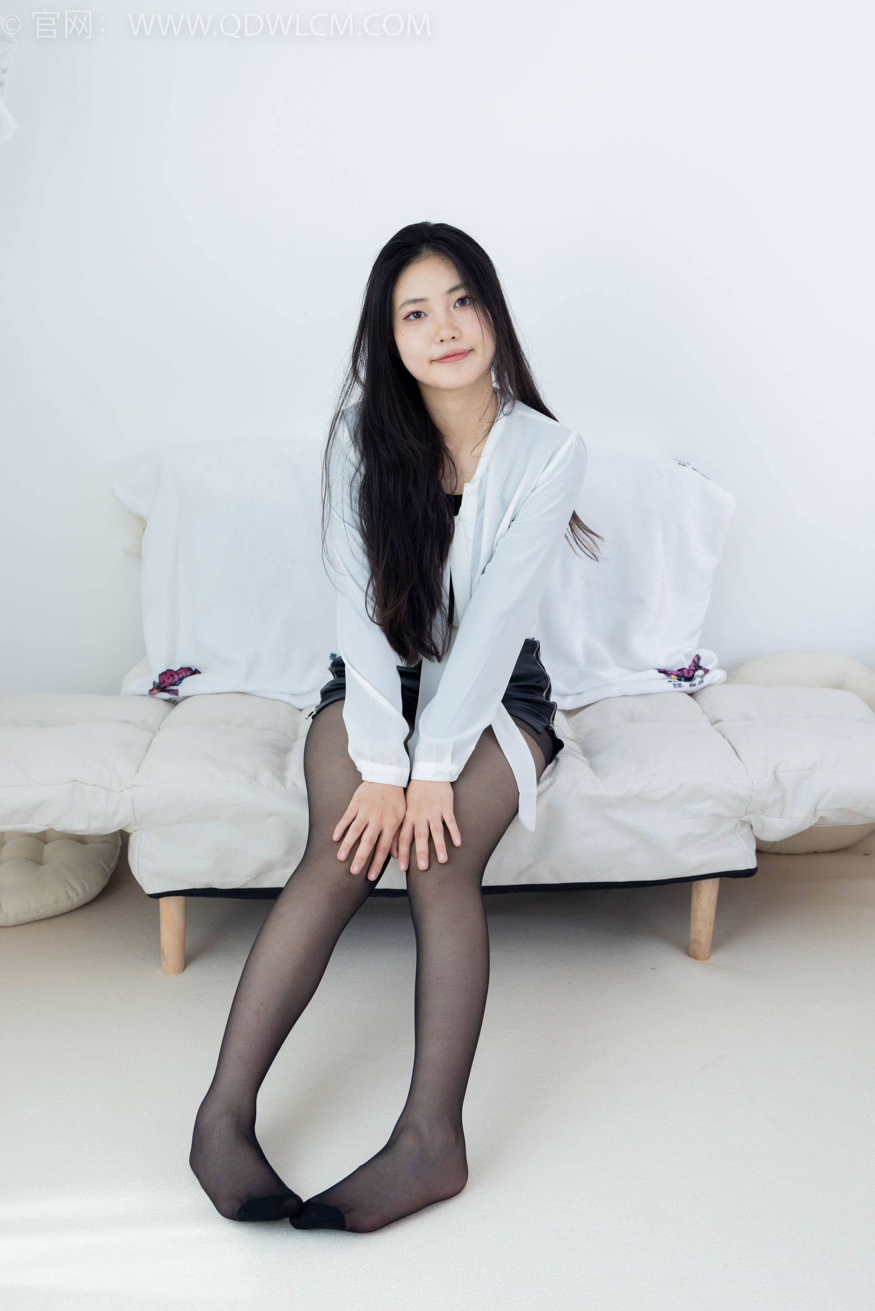 物恋传媒 No.1690 香香 - 随心自由