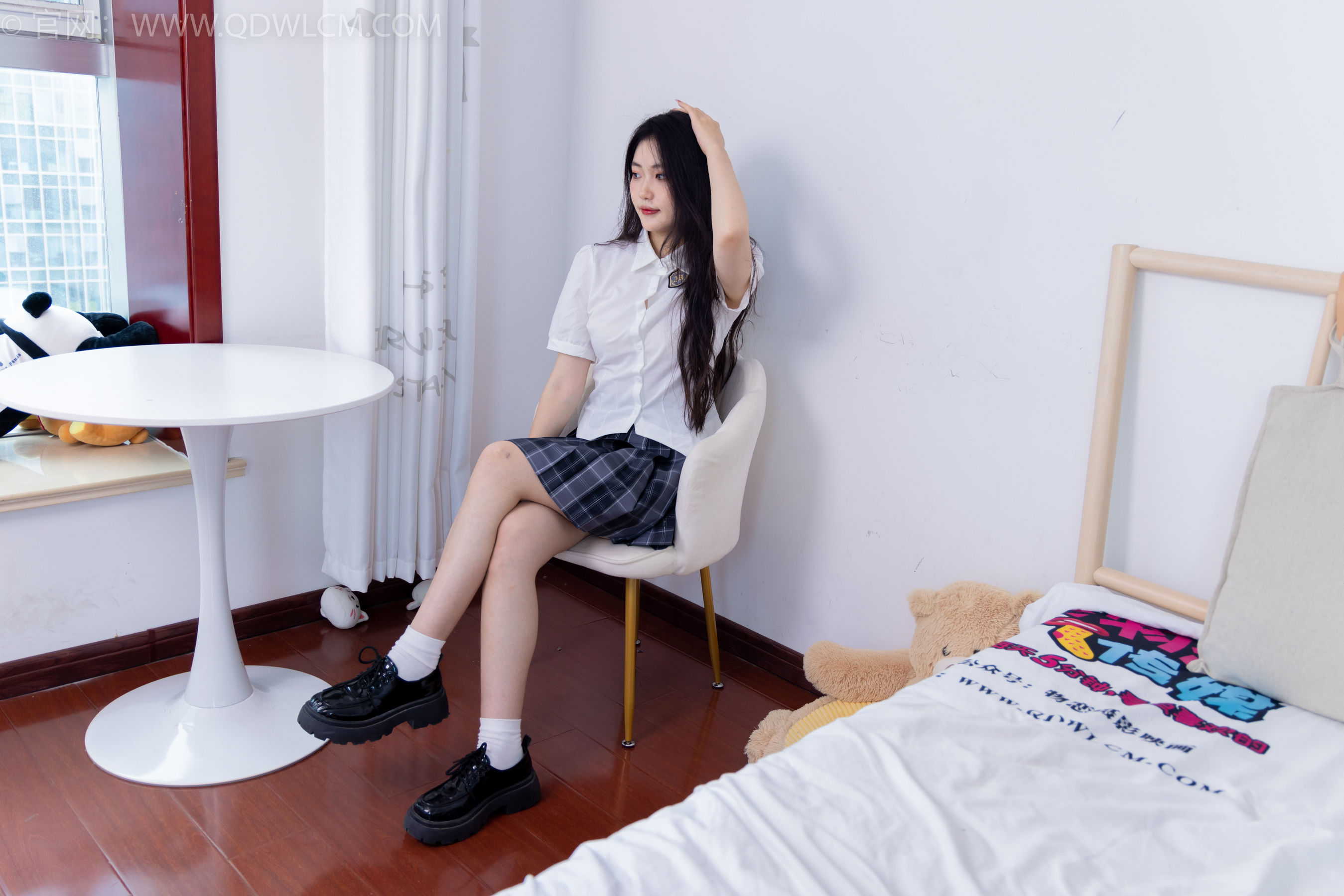 物恋传媒 No.1709 香香 - 慷慨午后